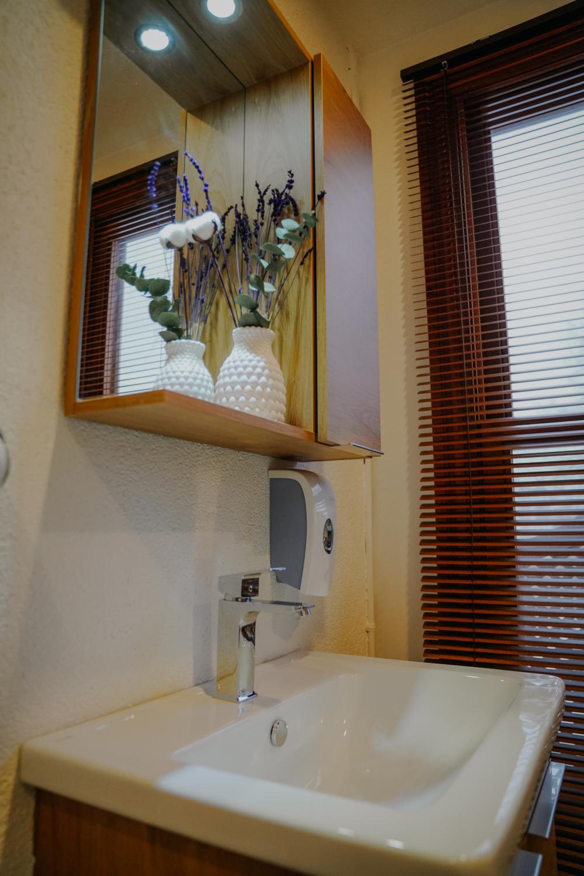 Deluxe Triple Room photo 2