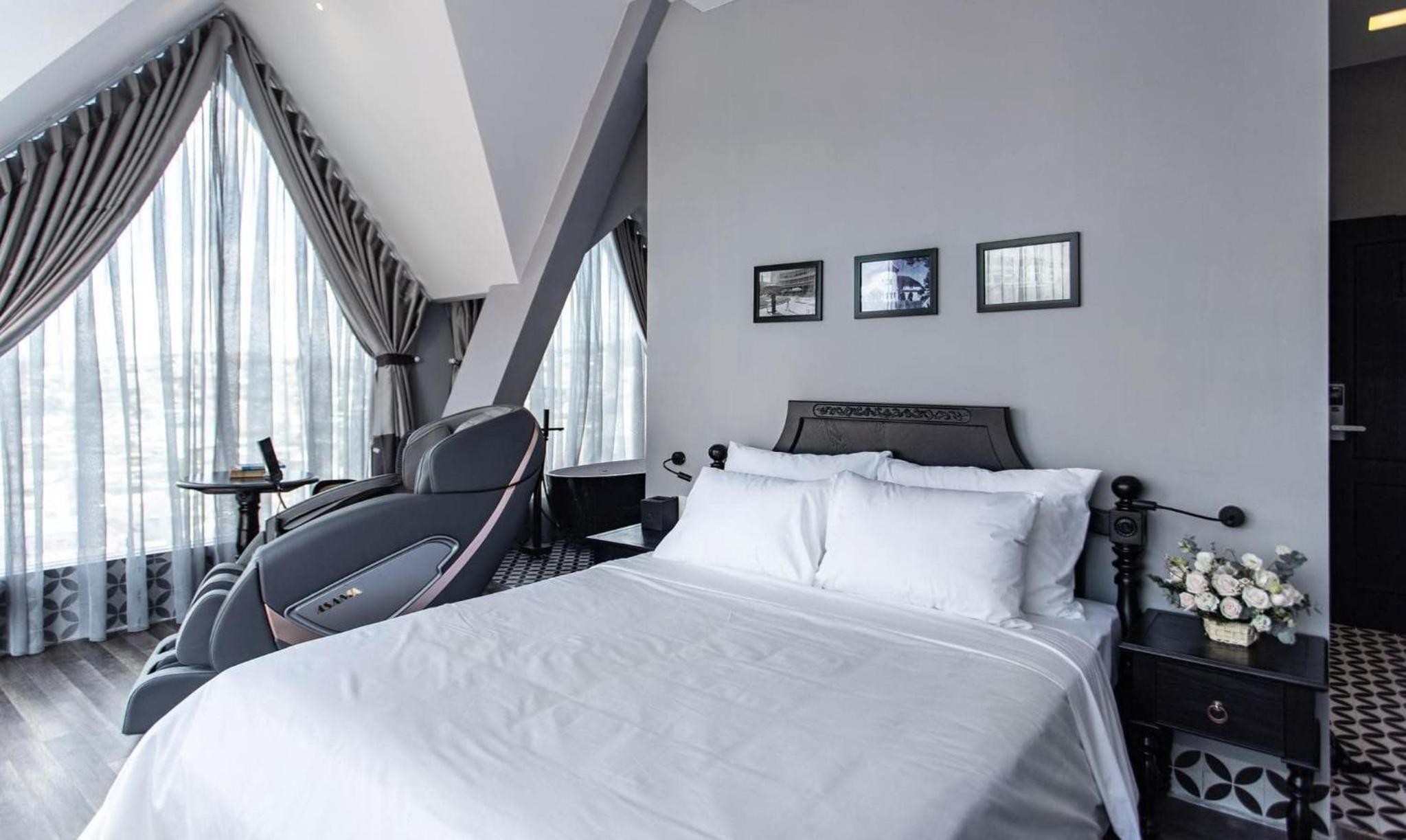 Deluxe Junior Suite