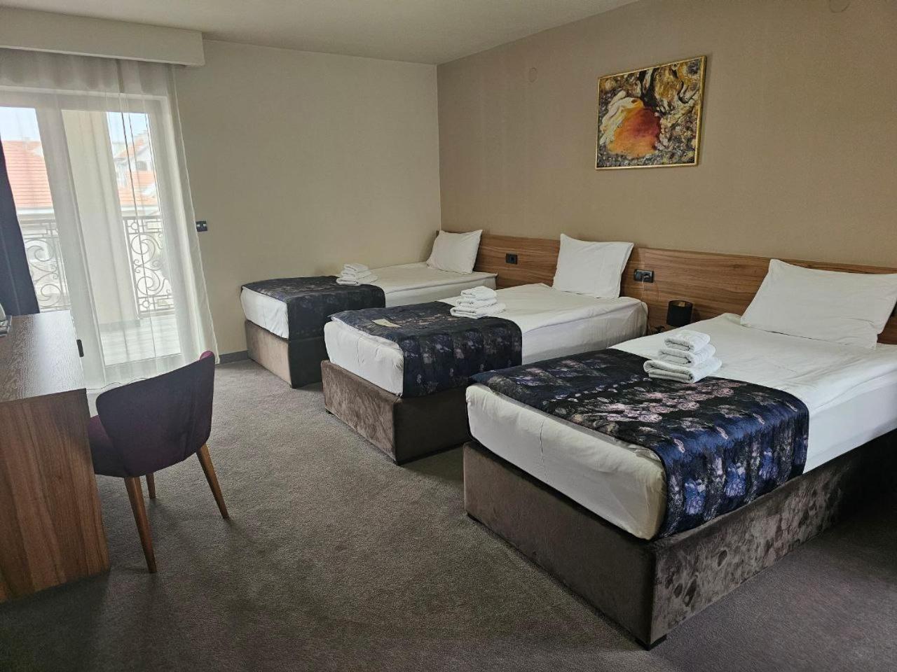 Executive Triple Room