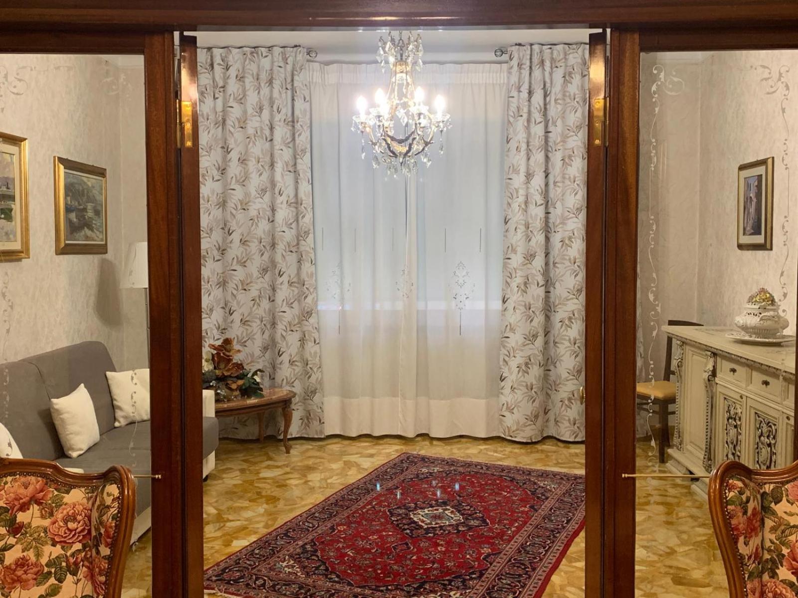 Three-Bedroom Premium Apartment with Balcony - Photo 44