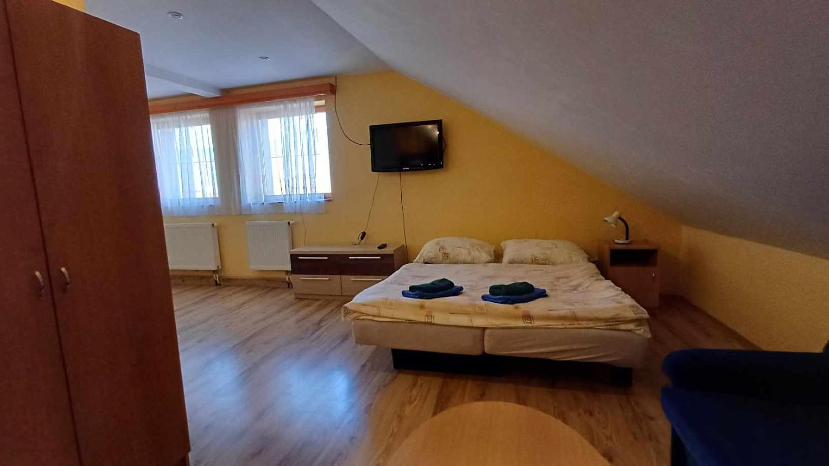 Triple Room with Bathroom photo 2