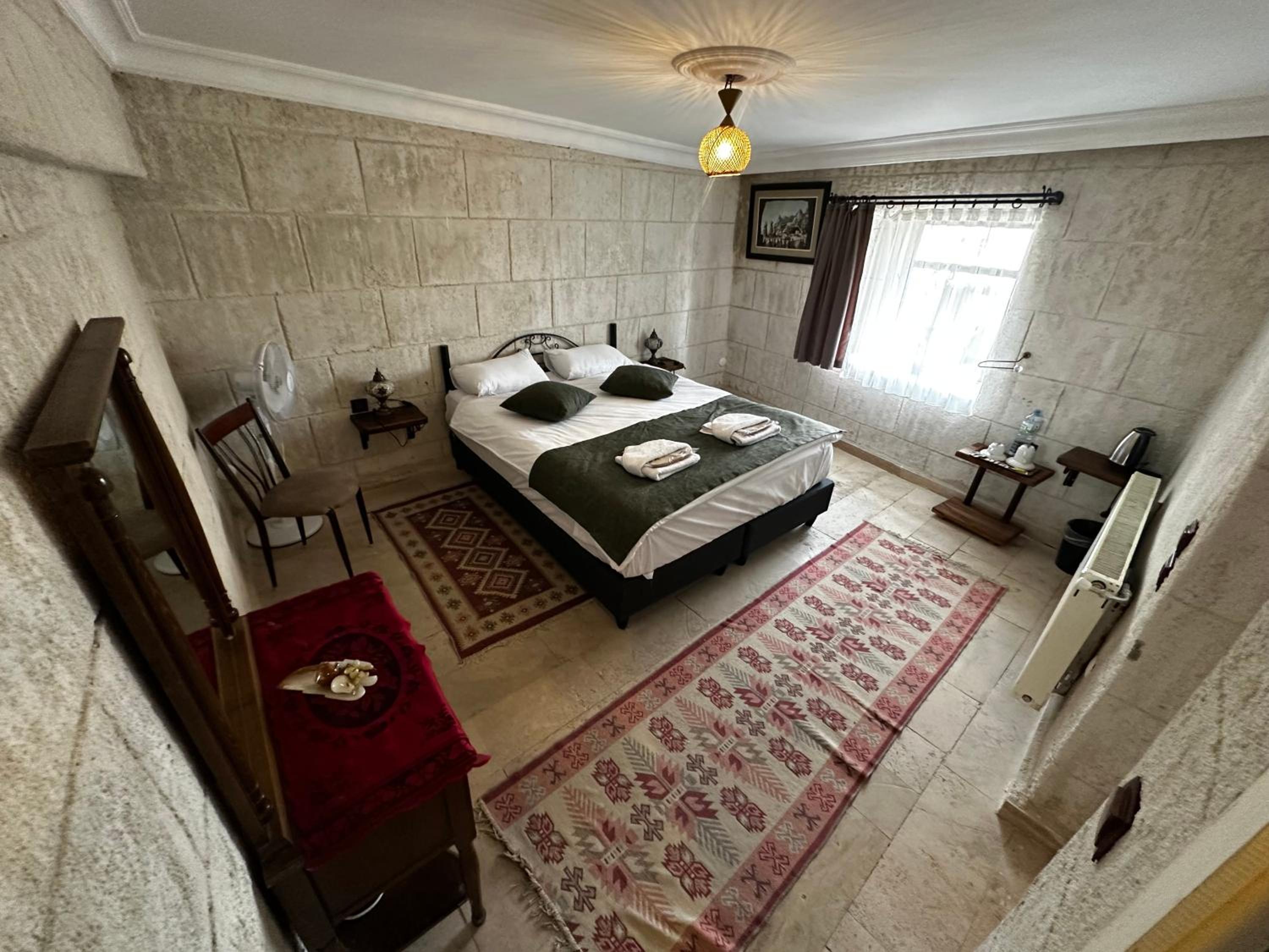 Standard Triple Room - Photo 4