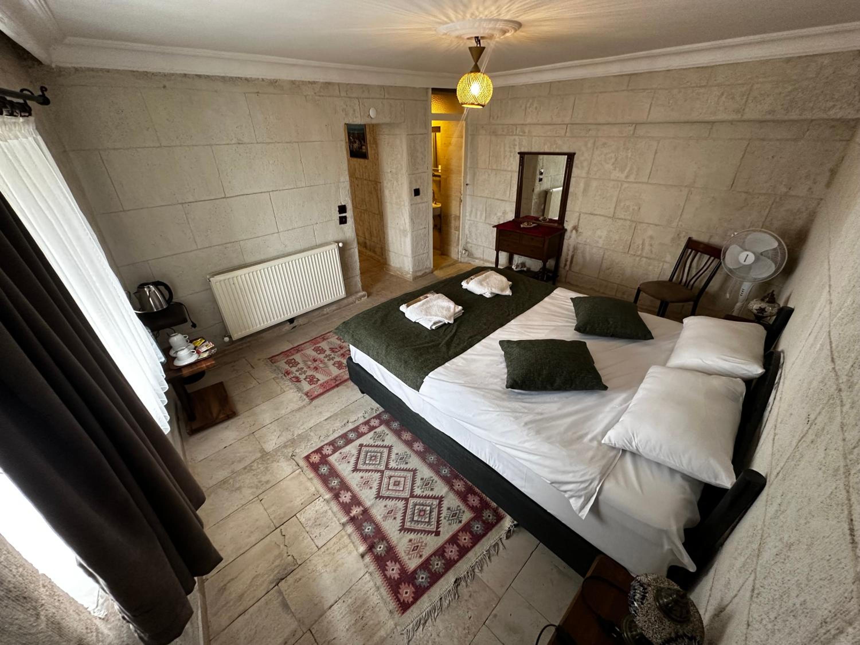 Standard Triple Room - Photo 2