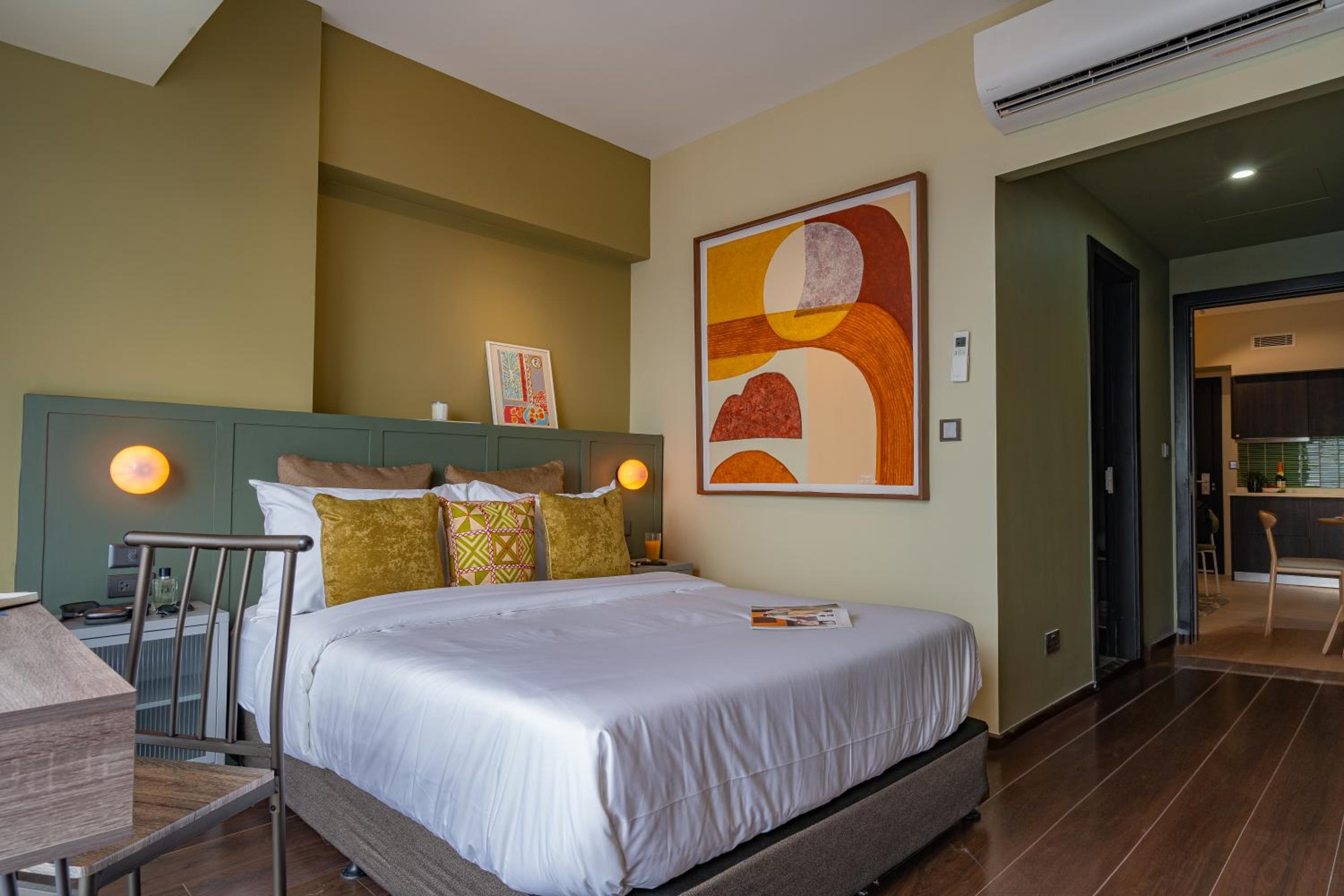 Deluxe One-Bedroom Apartment with City View