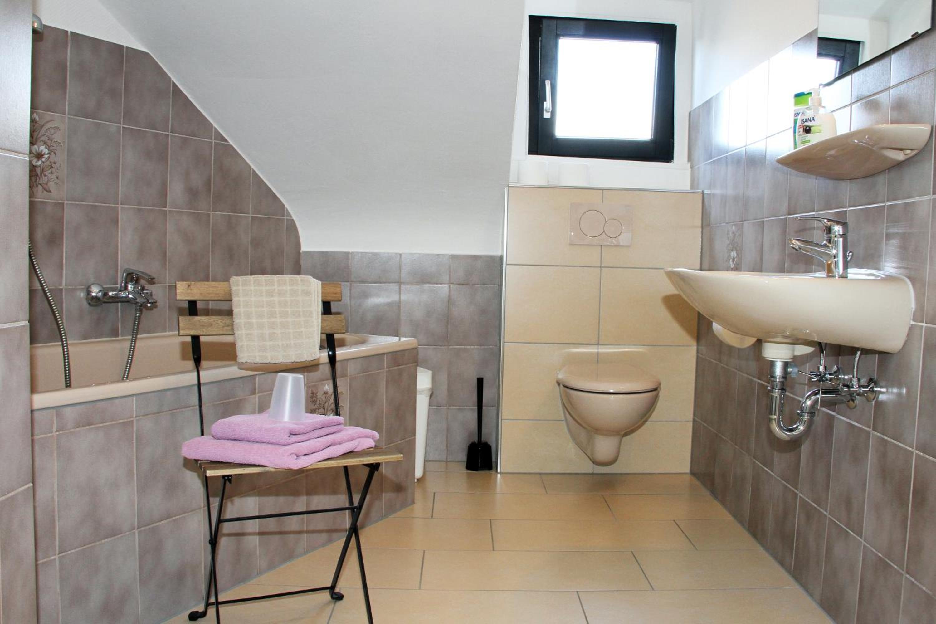 Double with Shared Bathroom photo 2