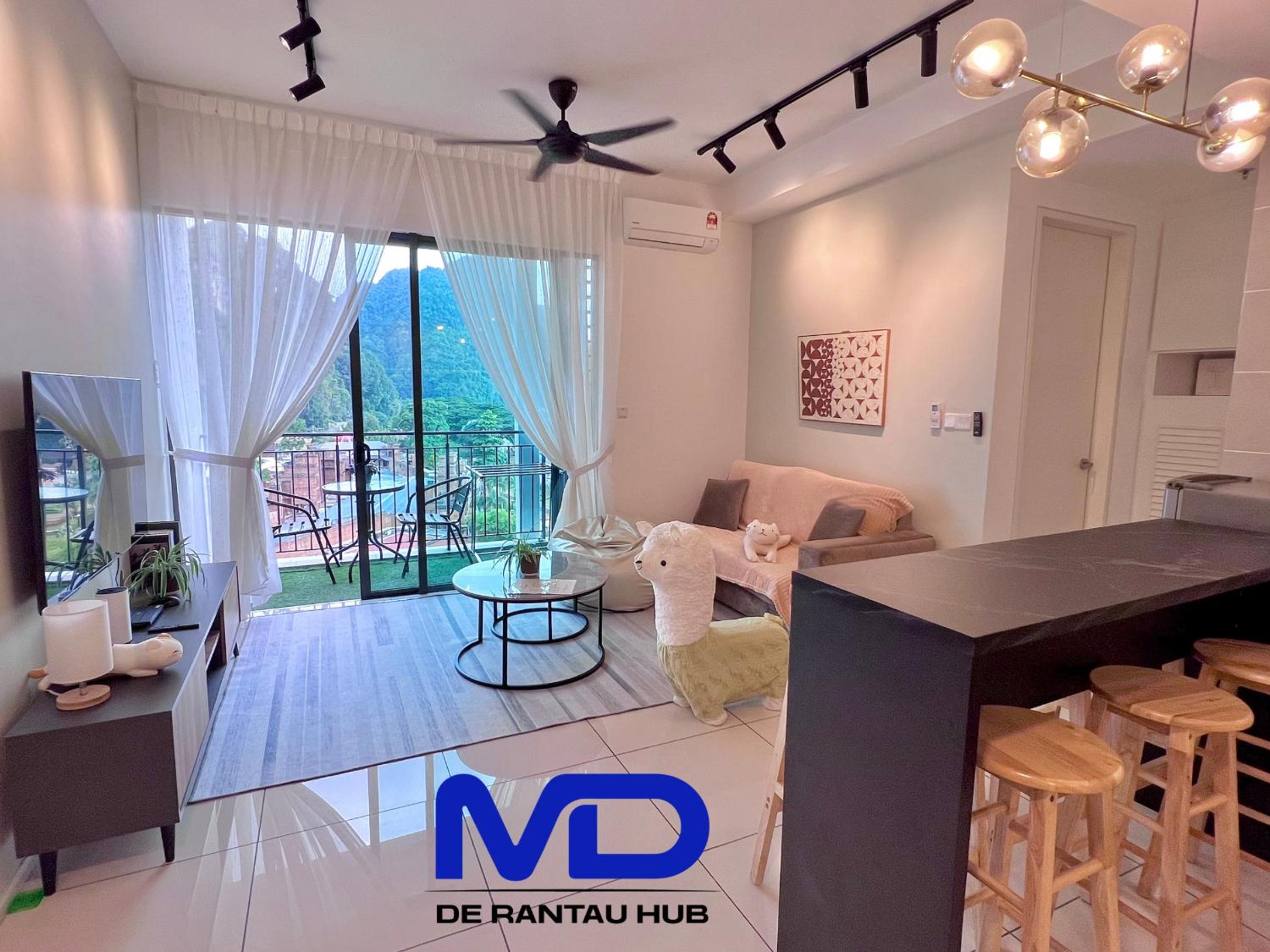 Deluxe One-Bedroom Apartment