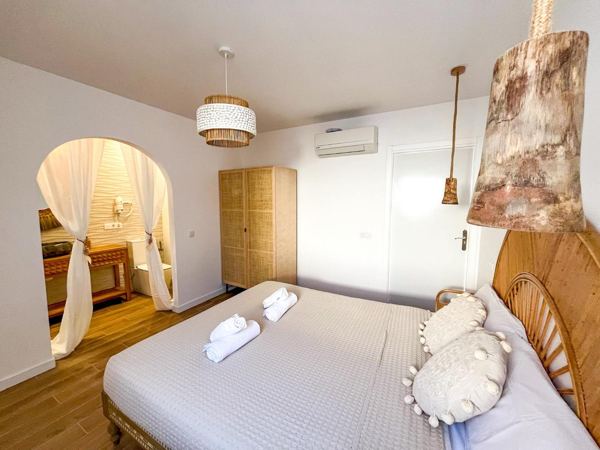 Deluxe Double Room photo 2
