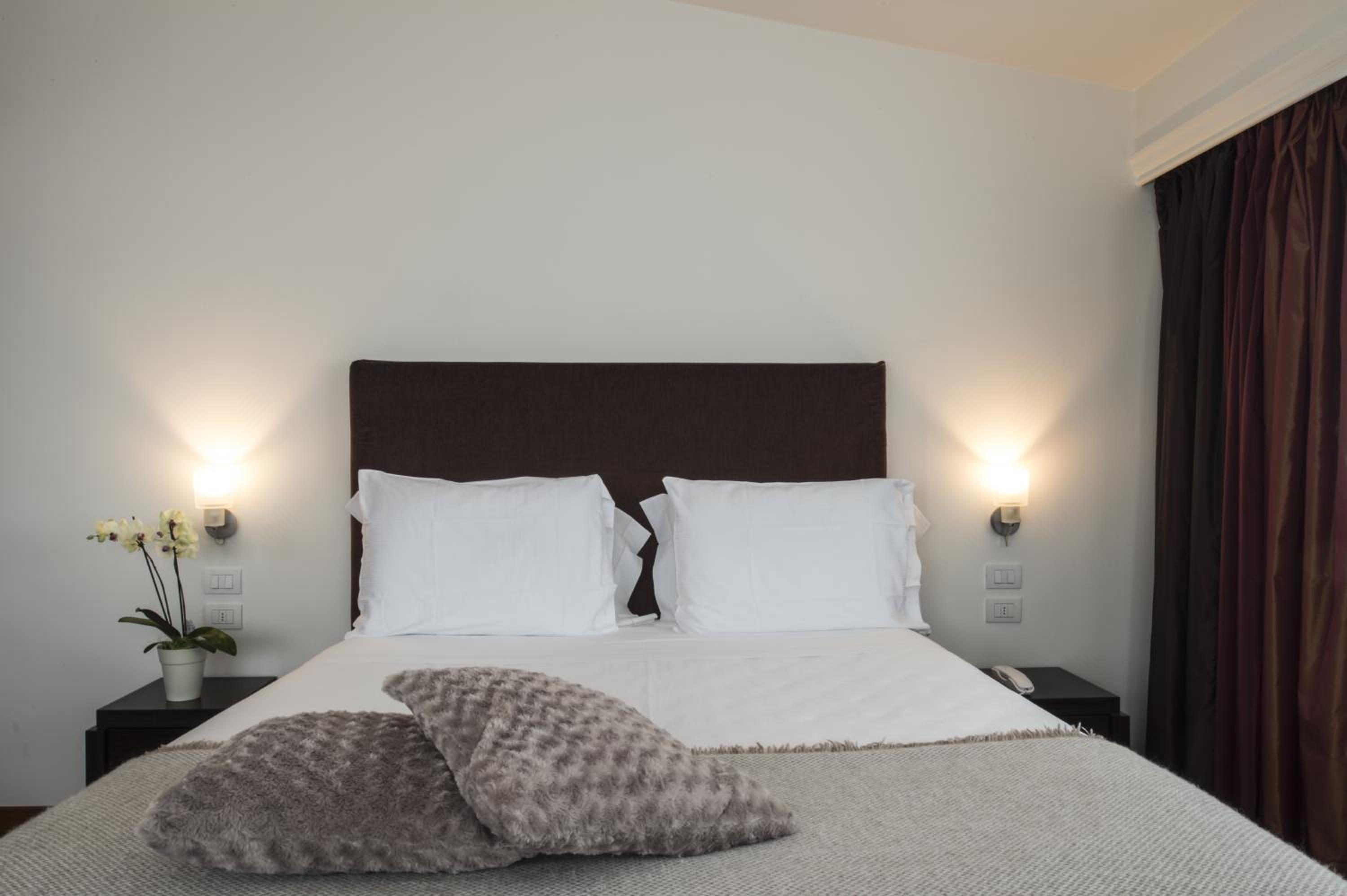 Suite - Photo 2
