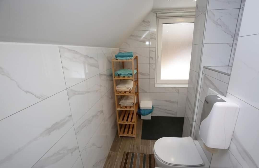 Double or Twin Room with Bathroom