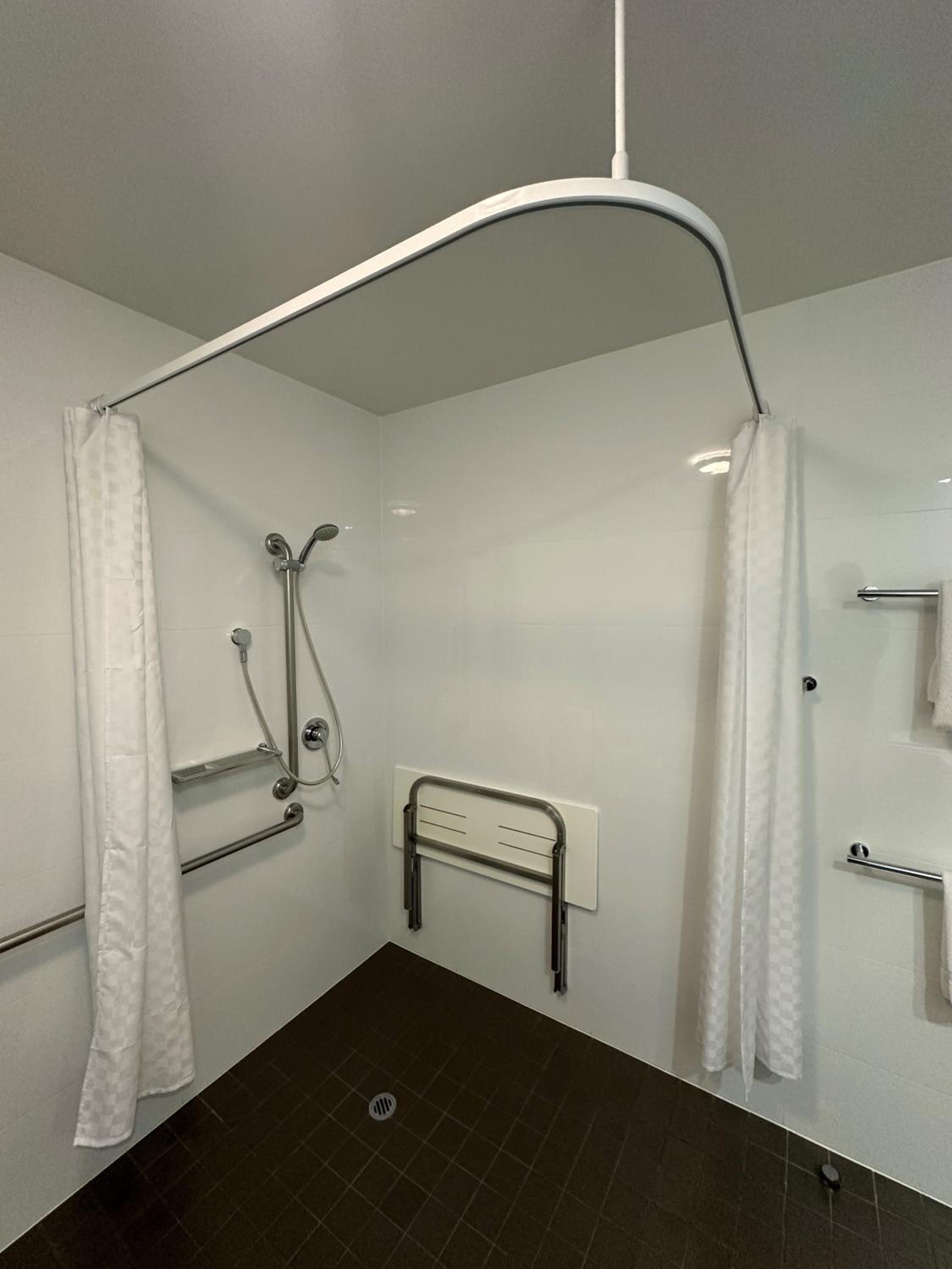 Apartment - Disability Access thumbnail 5
