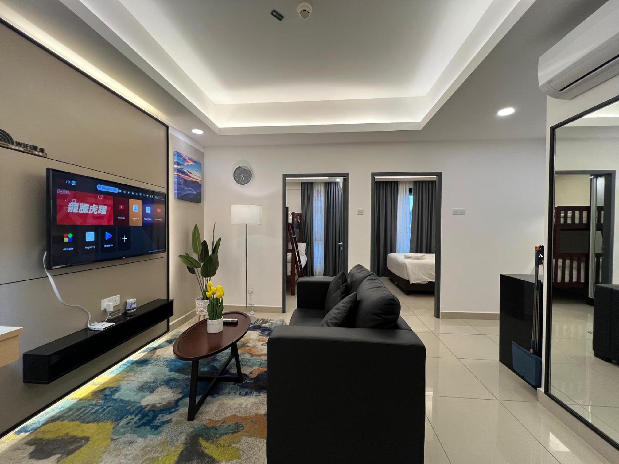 Two-Room Apartment - Photo 2