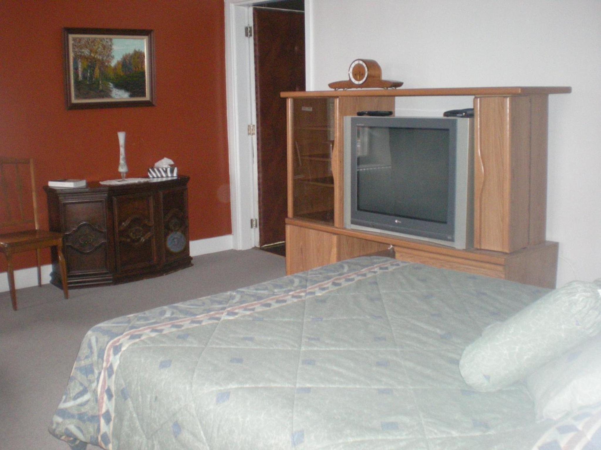 Apartment with Balcony photo 2
