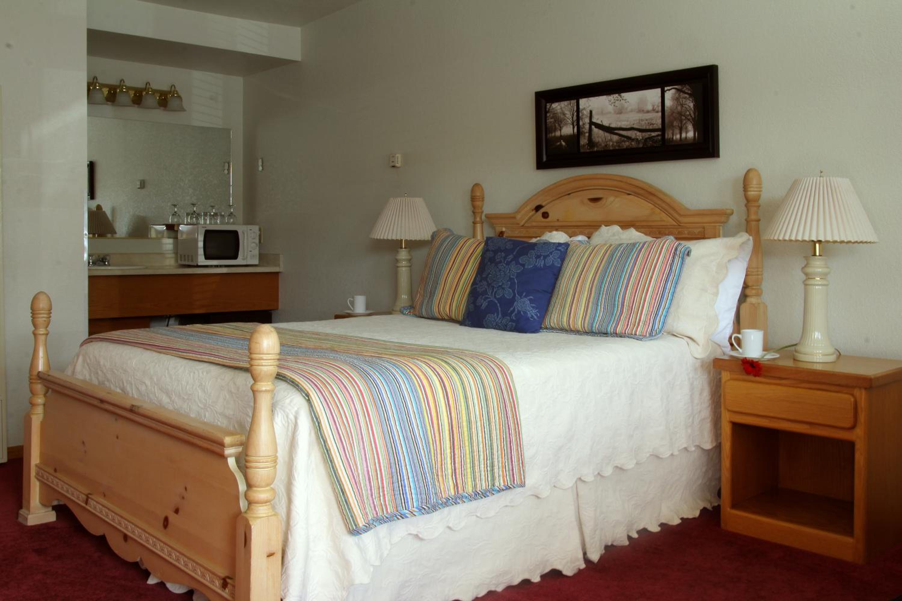 Queen Room photo 3