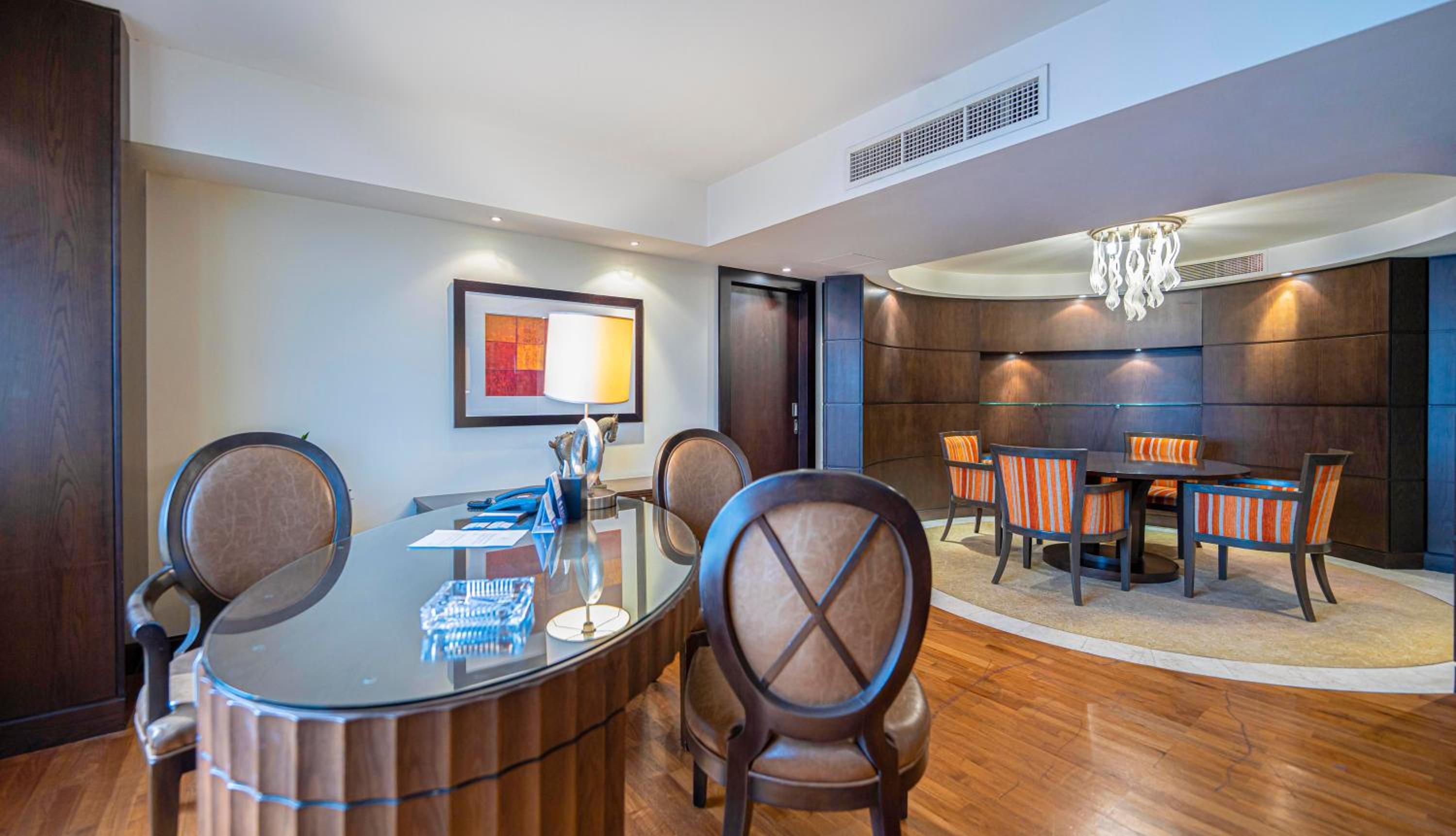 Executive Suite Executive Suite