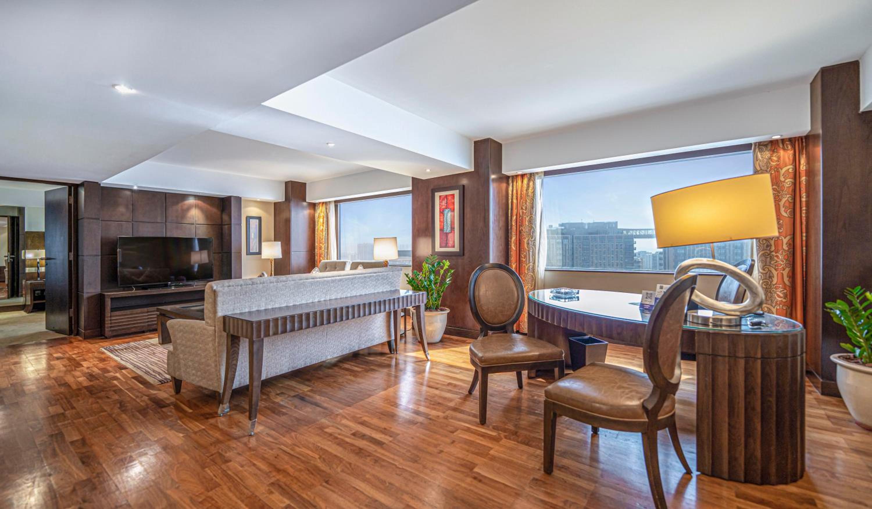 Executive Suite Executive Suite