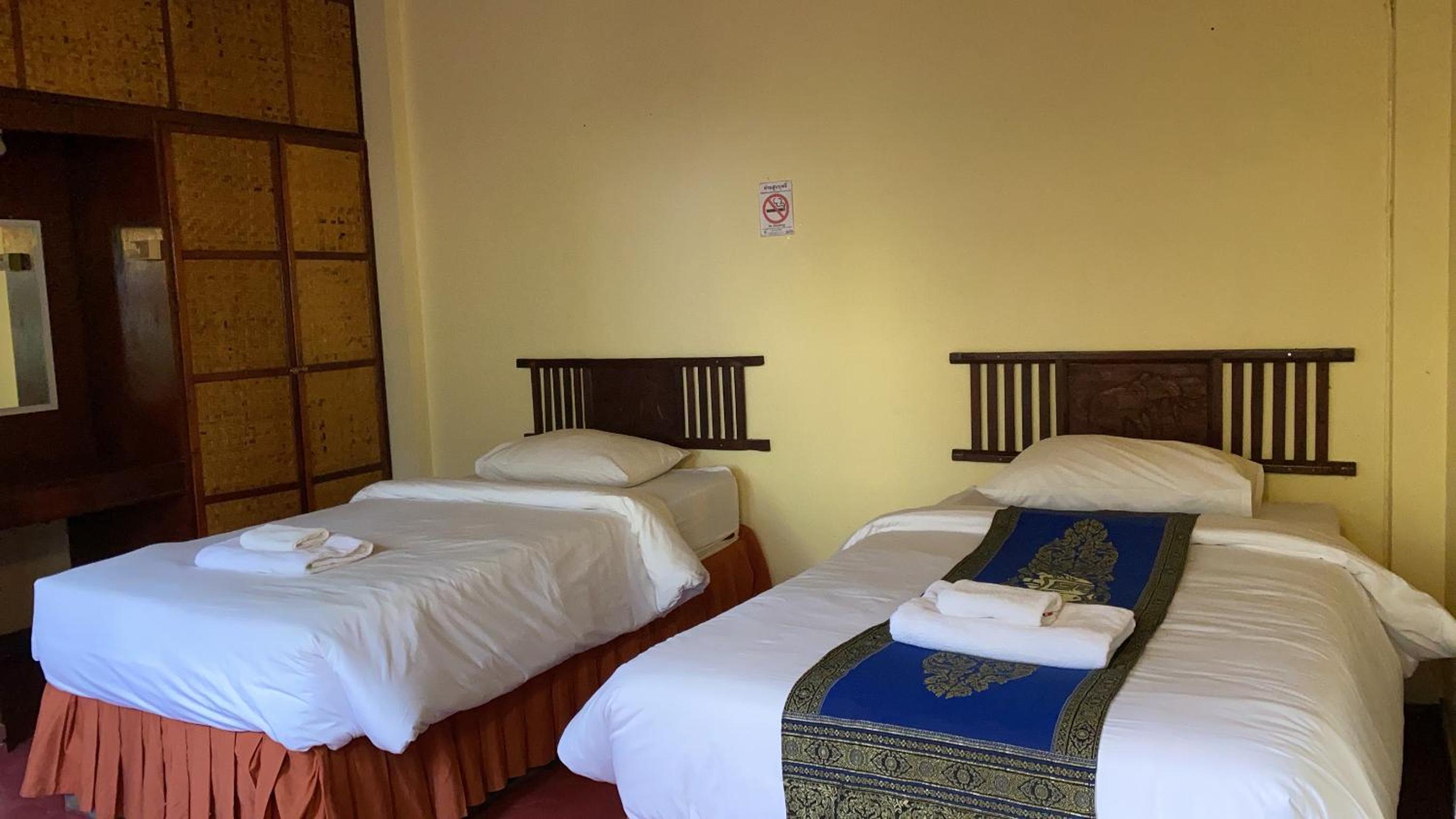Standard Twin Room with Fan