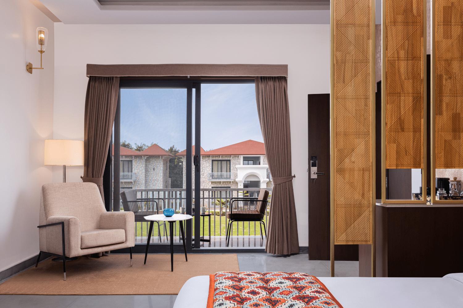 Premium Twin Room With Aravali View photo 3