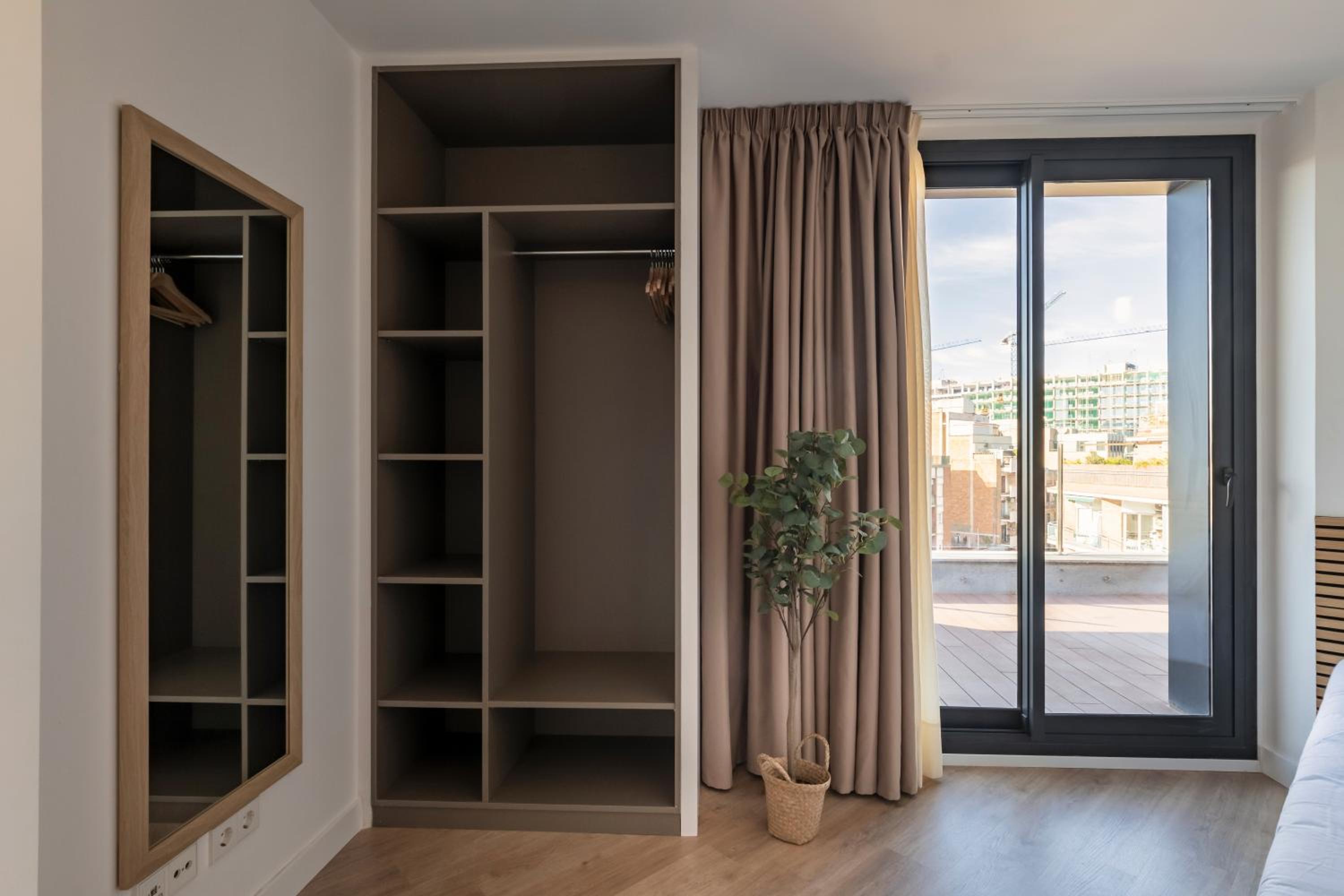 Apartment with Terrace photo 2