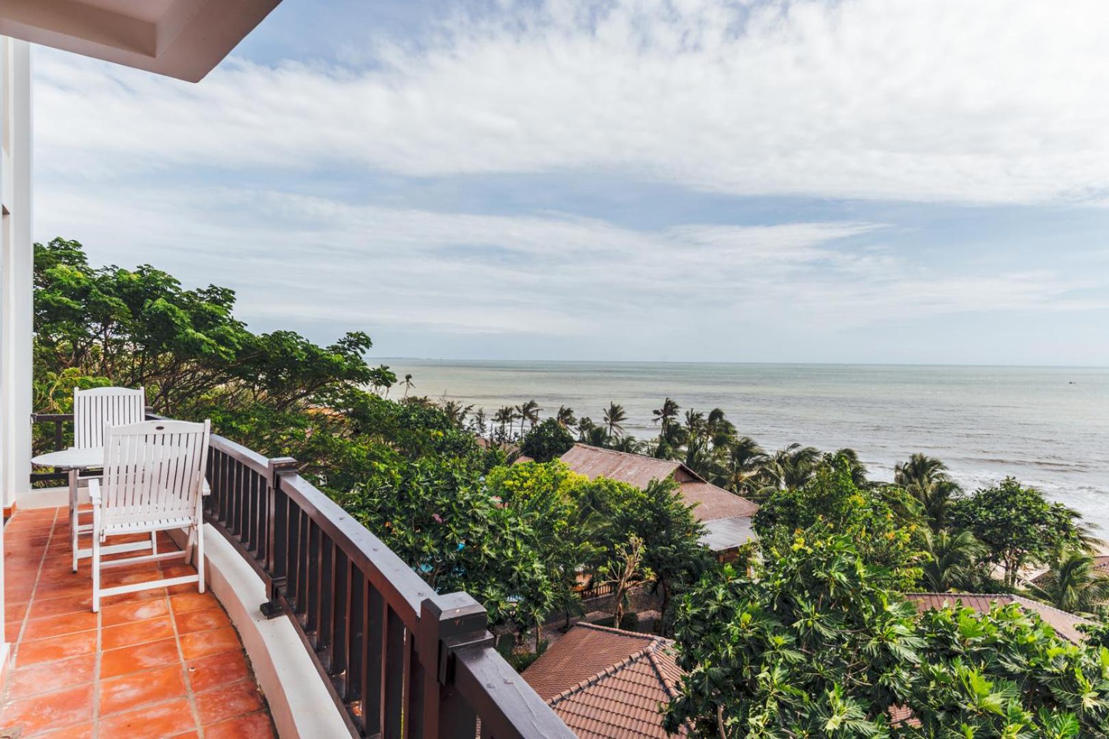 Family Room with Sea View photo 3
