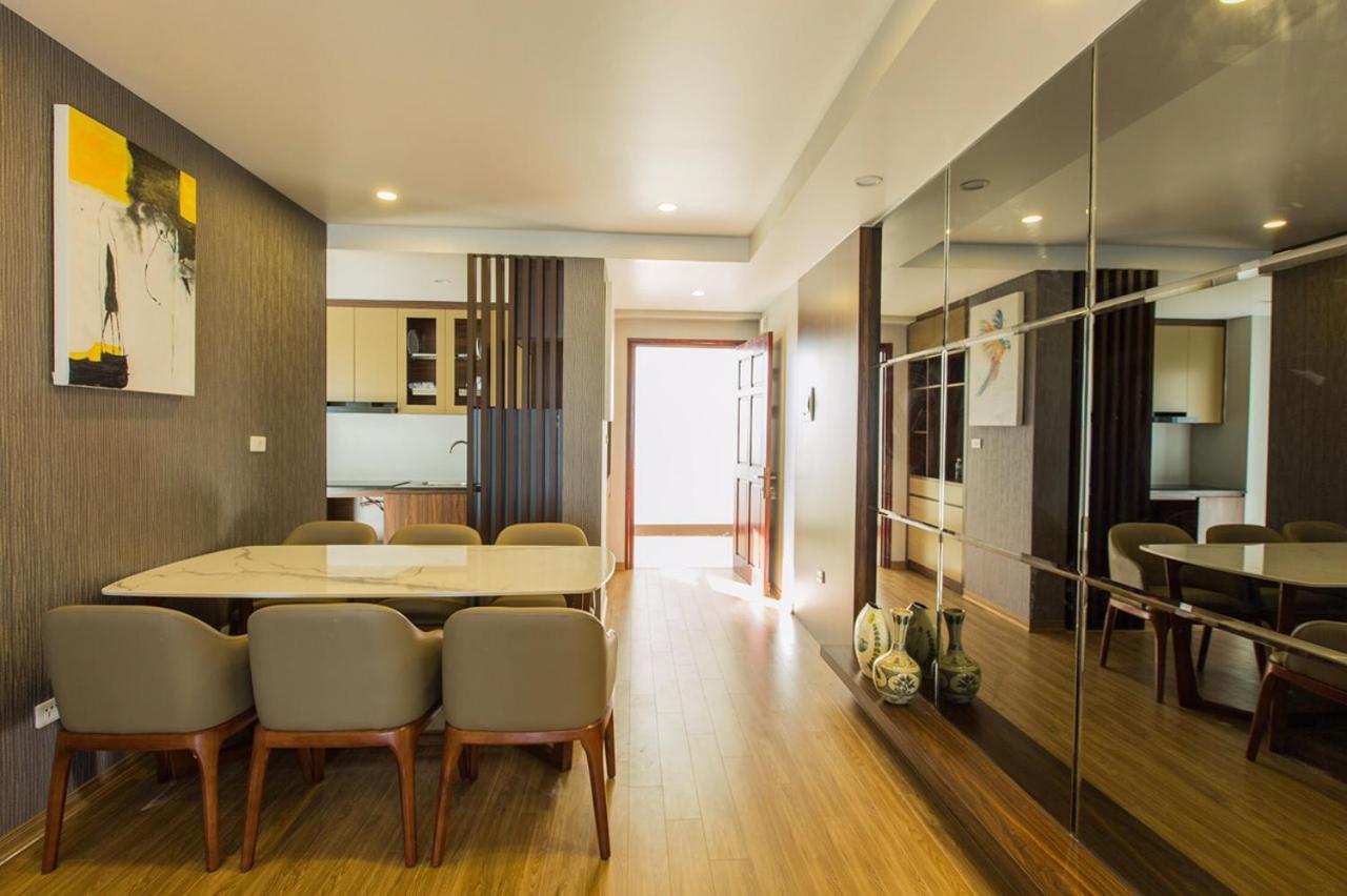 Three-Bedroom Apartment with Ocean View photo 2