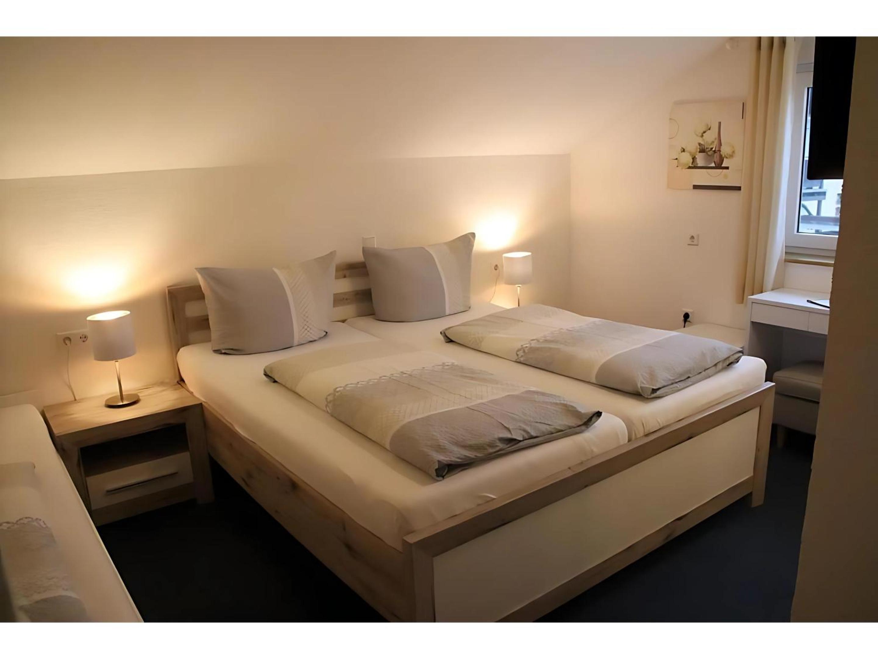 Triple Room with Private Bathroom