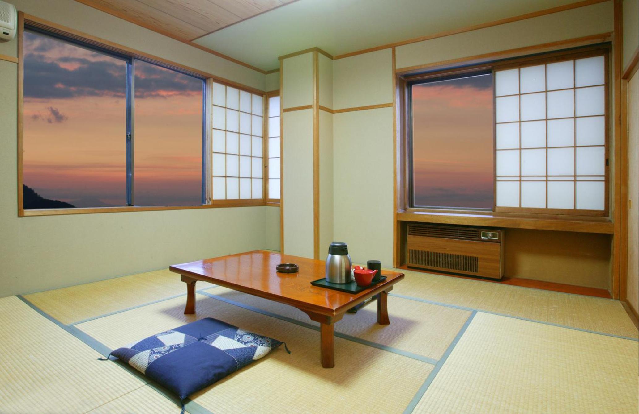 家庭房(共用浴室)