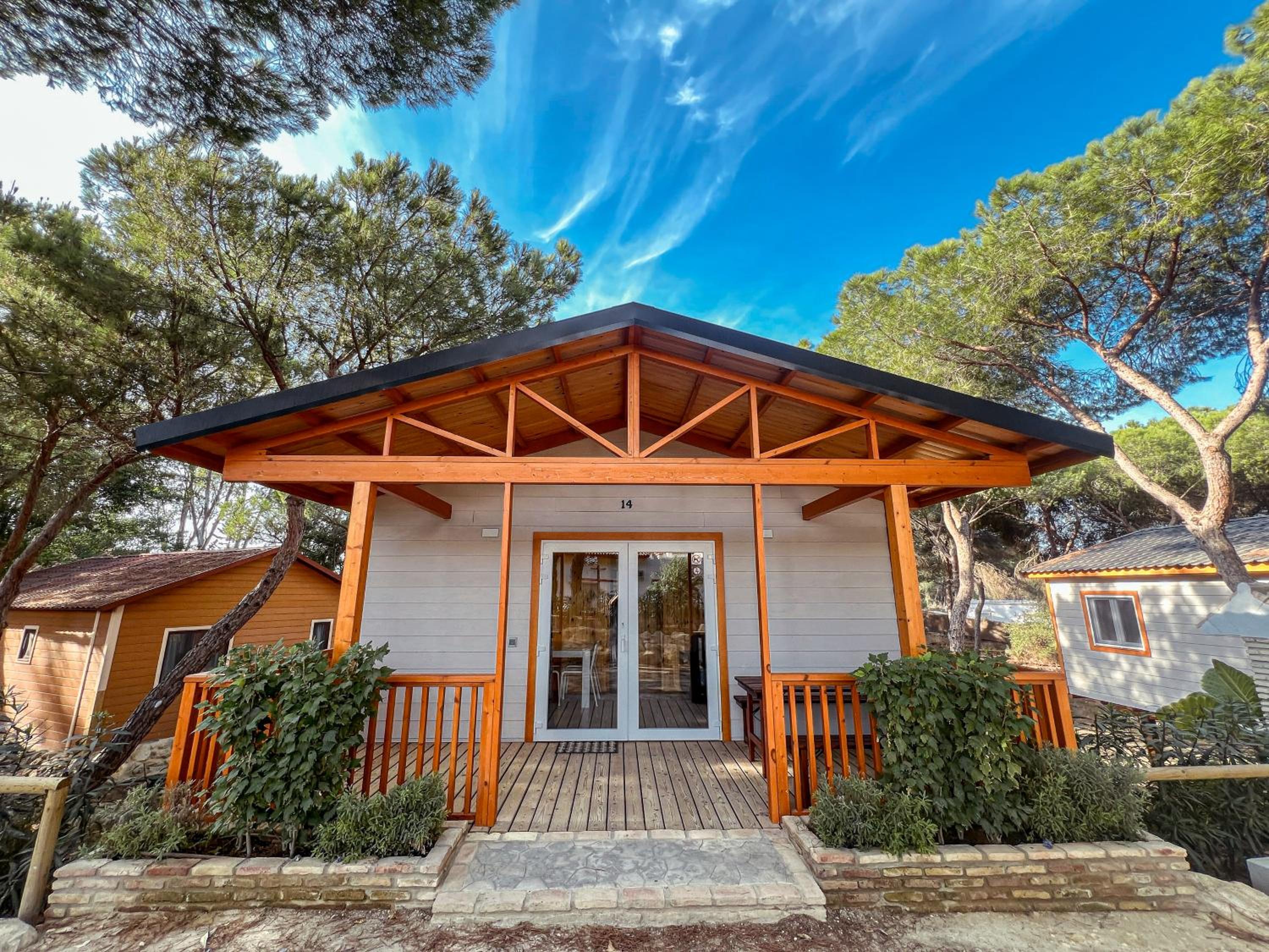 Deluxe Bungalow
