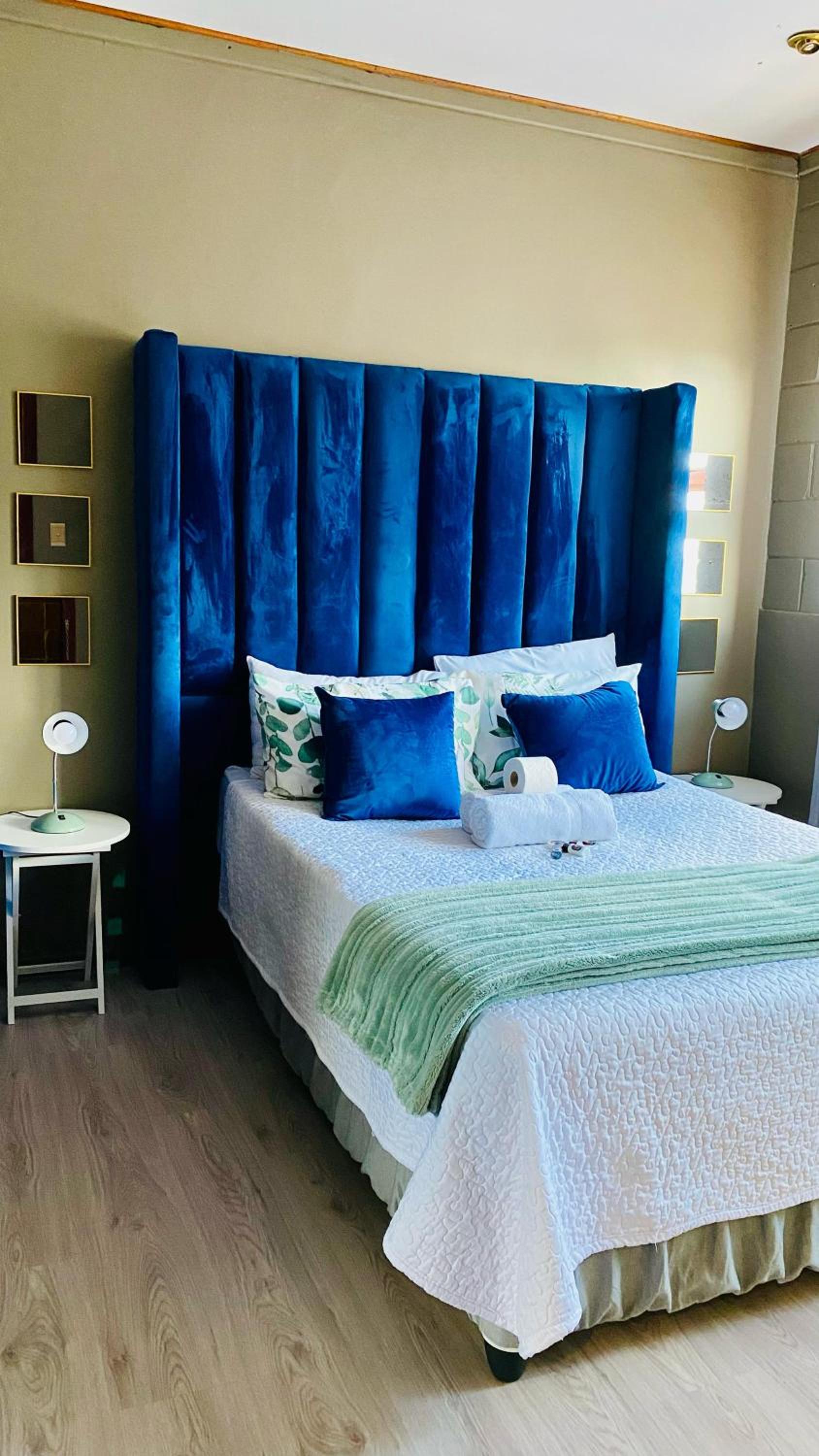 Deluxe Double Room with Bath photo 3