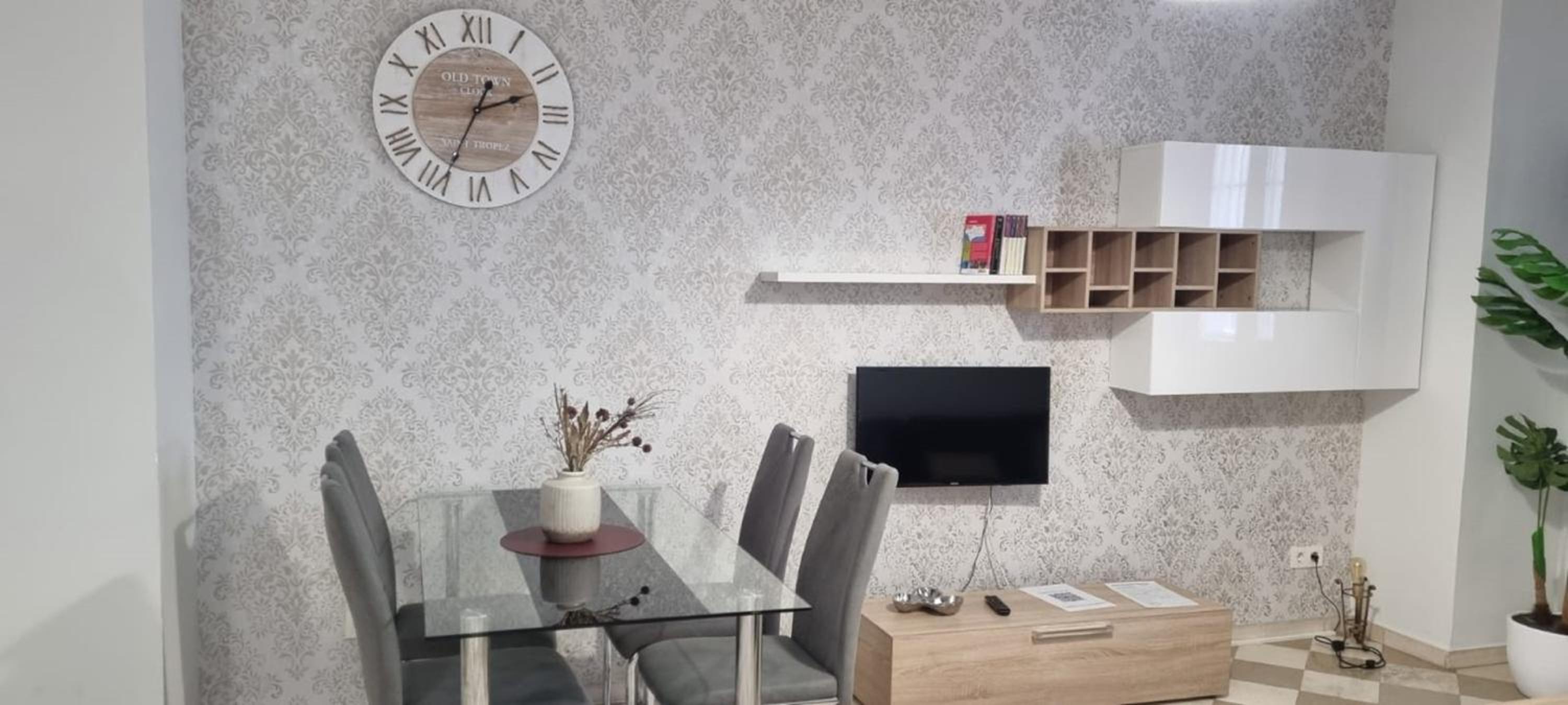 Apartment - Photo 13