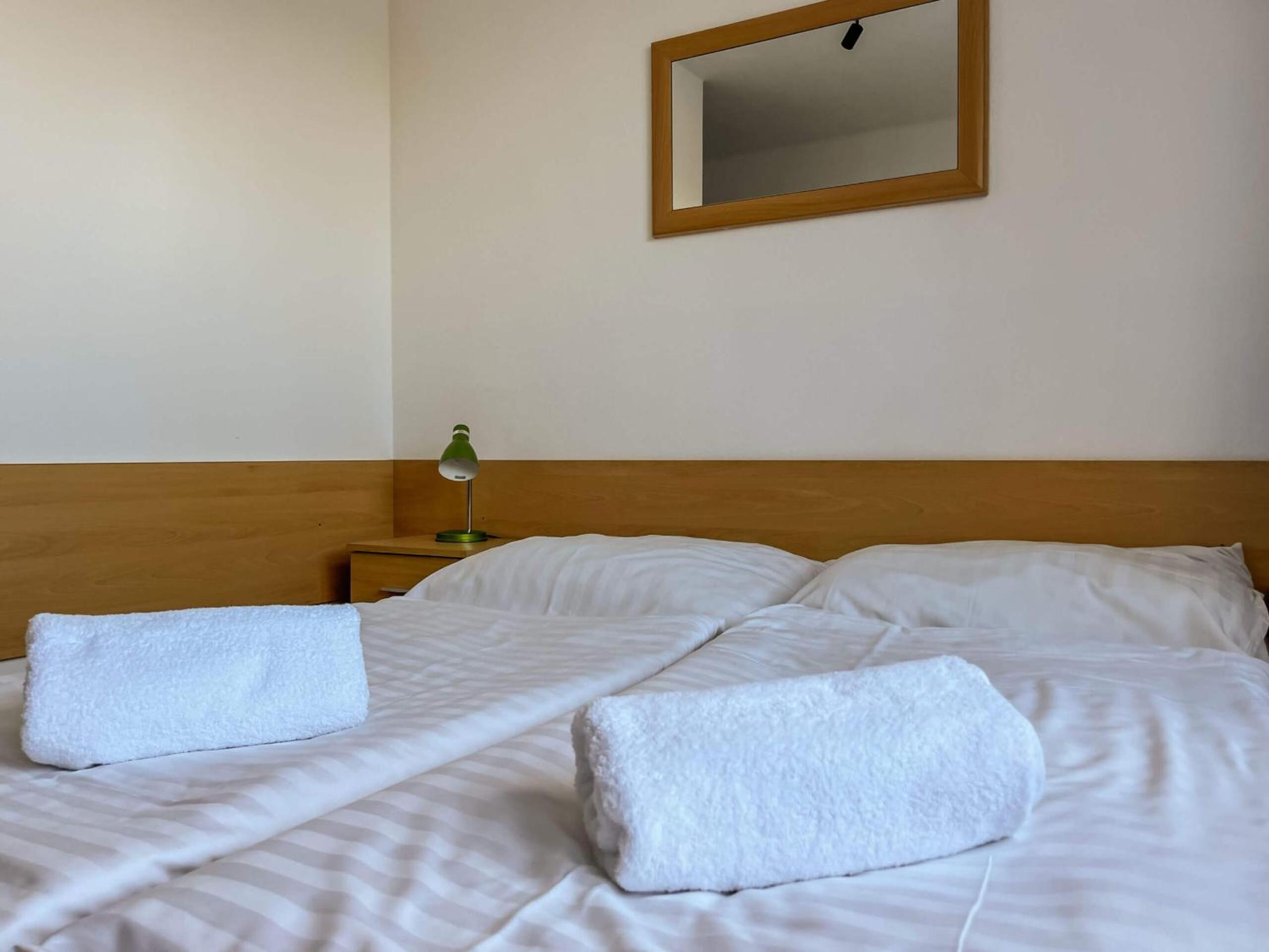 Standard Double or Twin Room - Photo 6