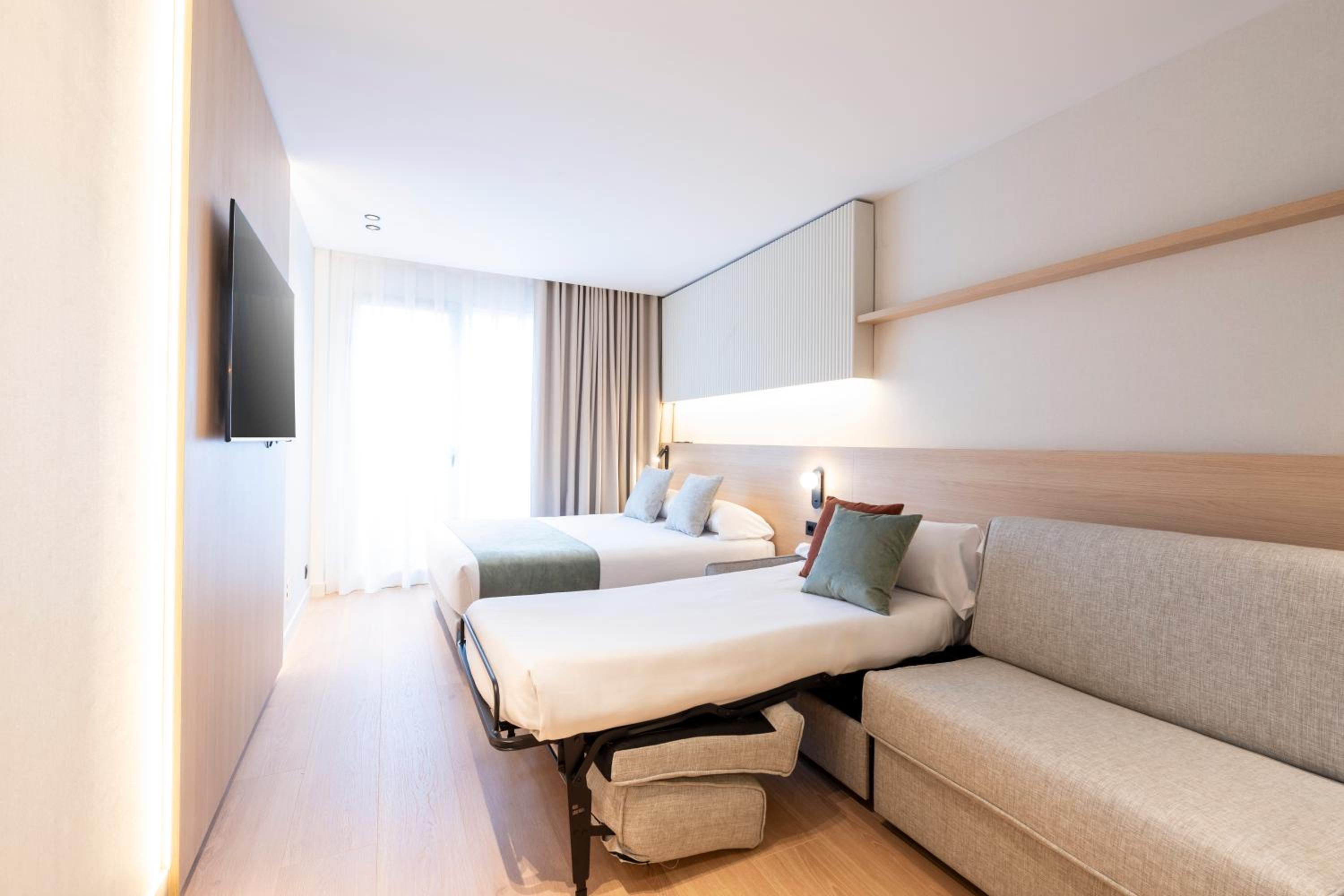 Superior Triple Room photo 1