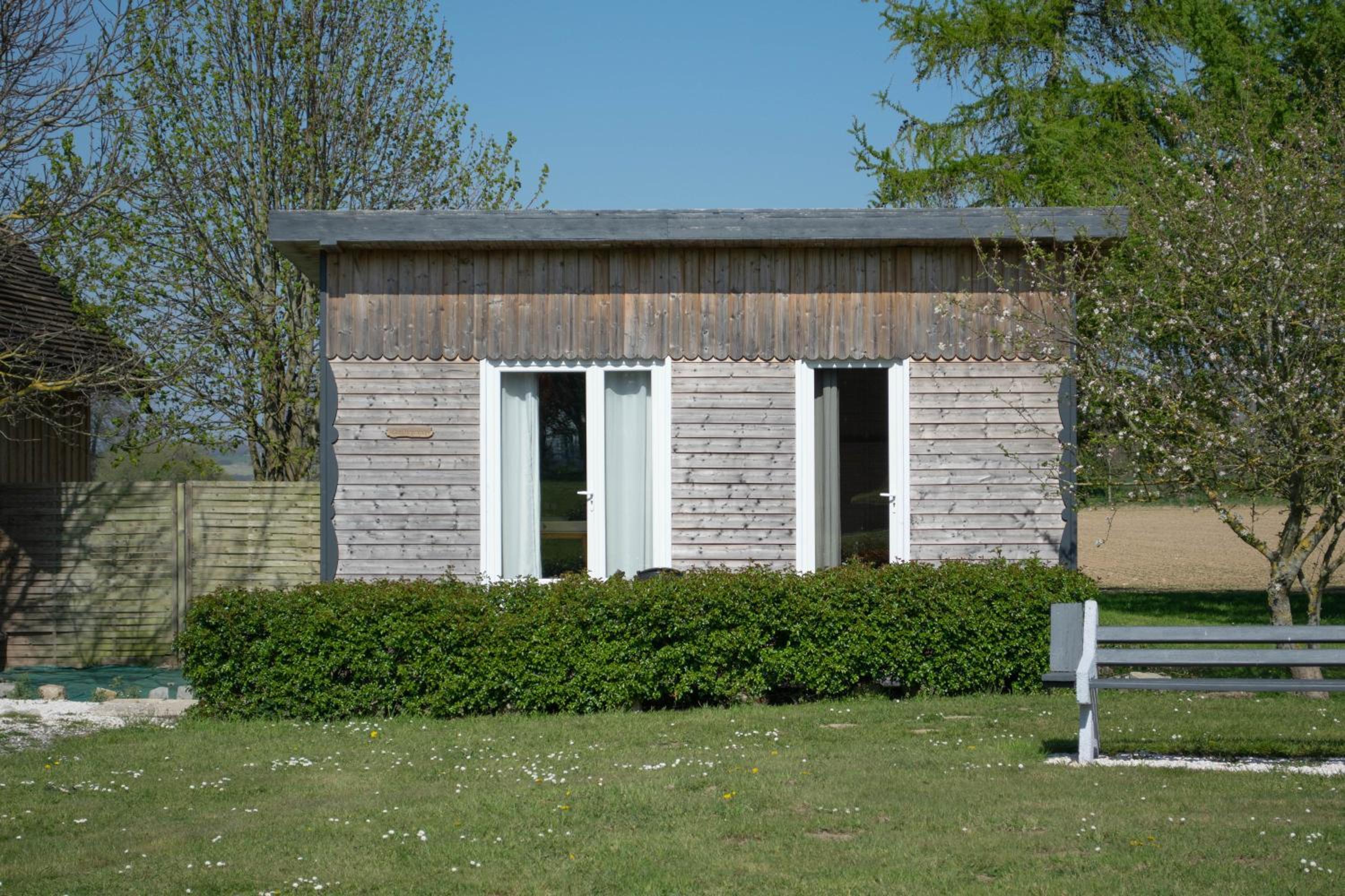 Cottage with Garden View - Photo 6