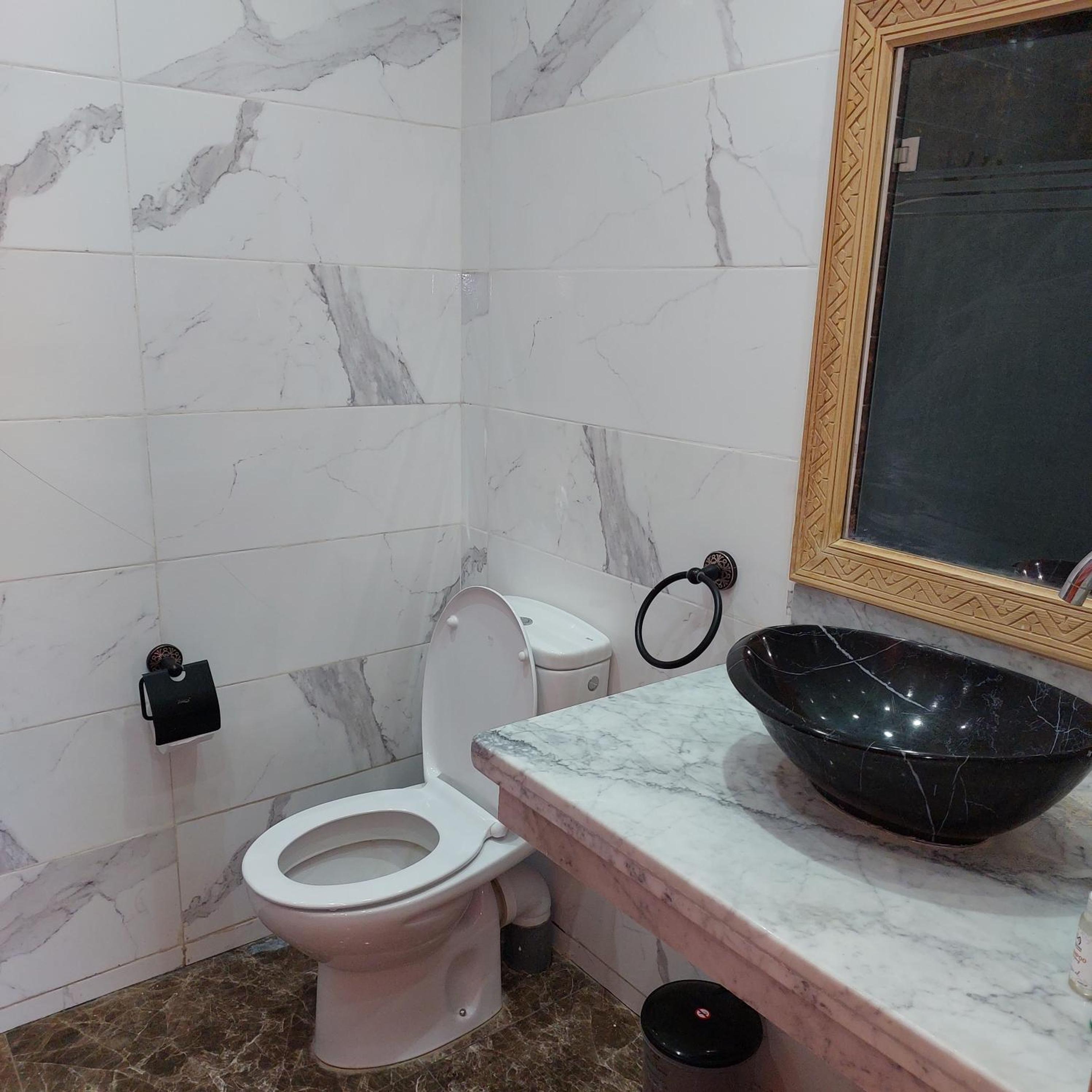 Double Room - Photo 2