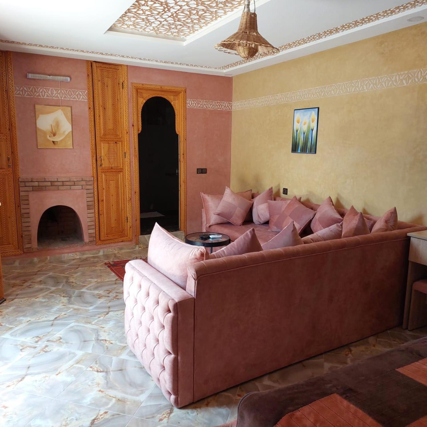 Double Room - Photo 9