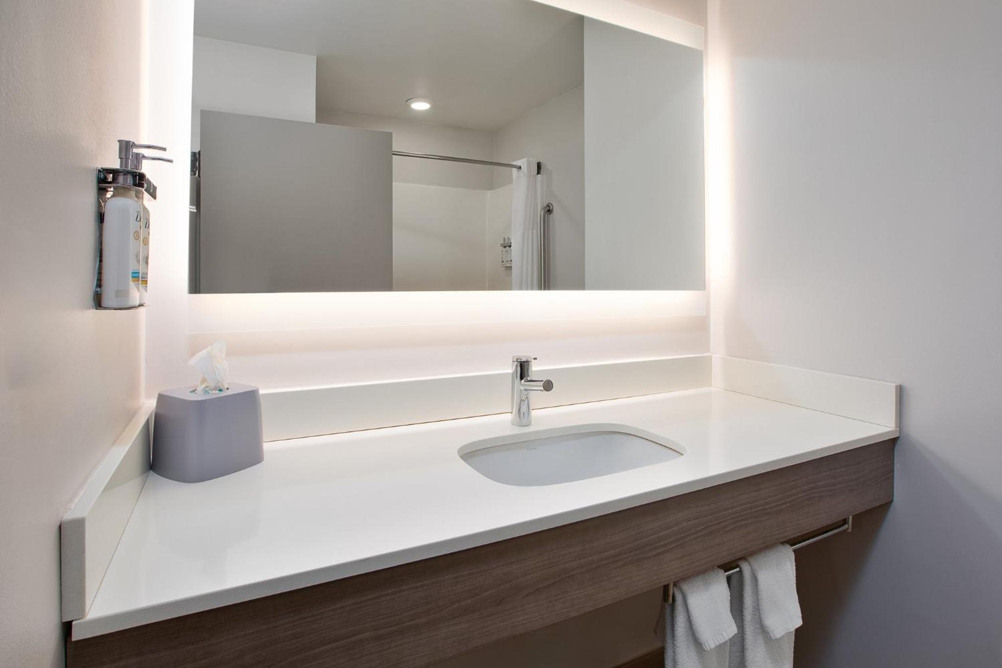 Standard Room - Photo 1