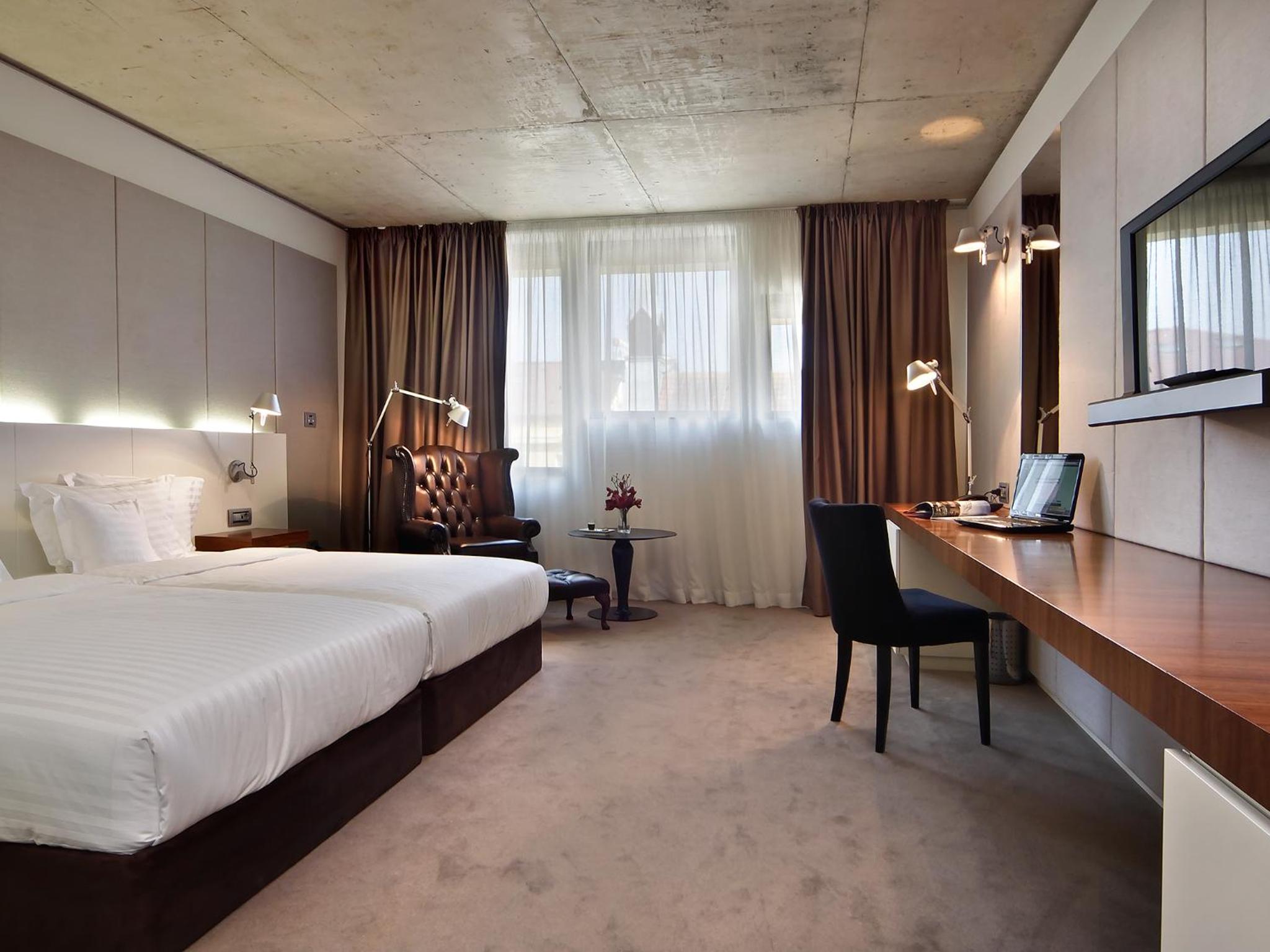 Deluxe Double Room - Photo 3