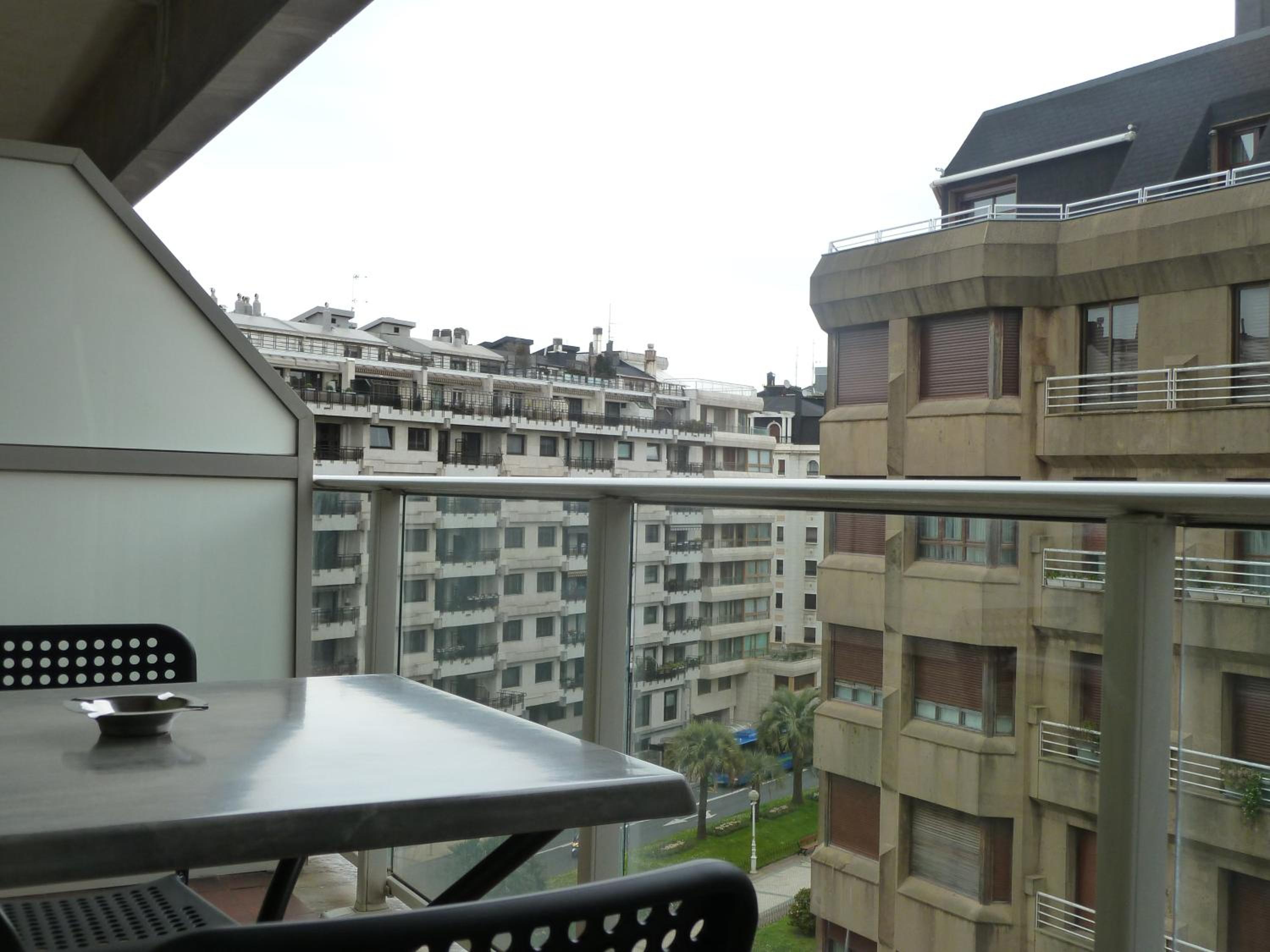 Apartment with Terrace photo 3