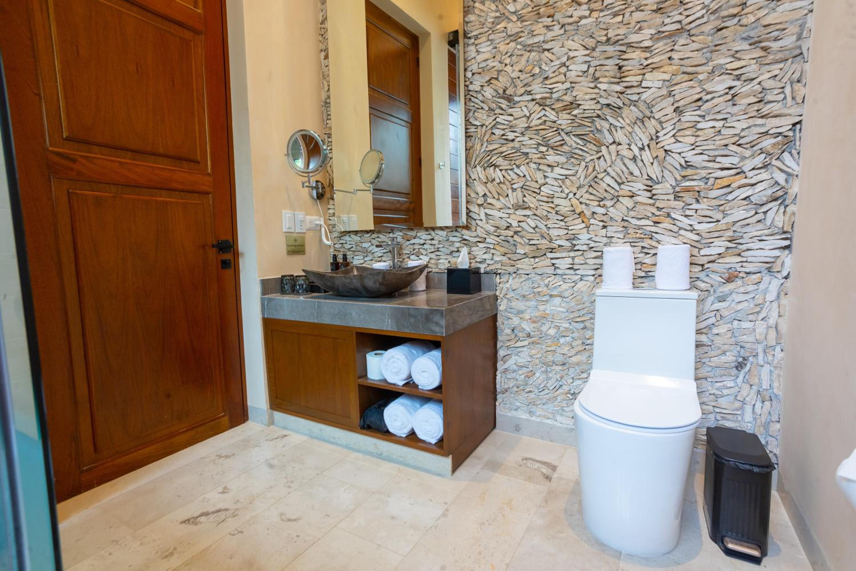 JUNIOR SUITE KING - Photo 2