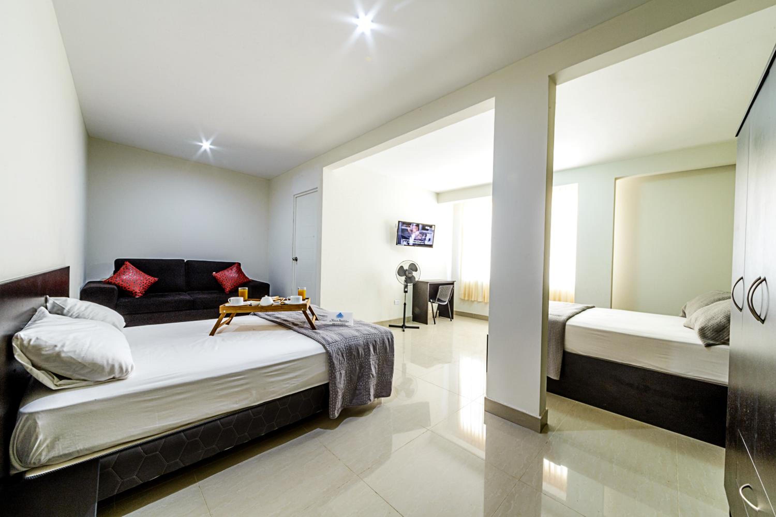 Deluxe Twin Room photo 3