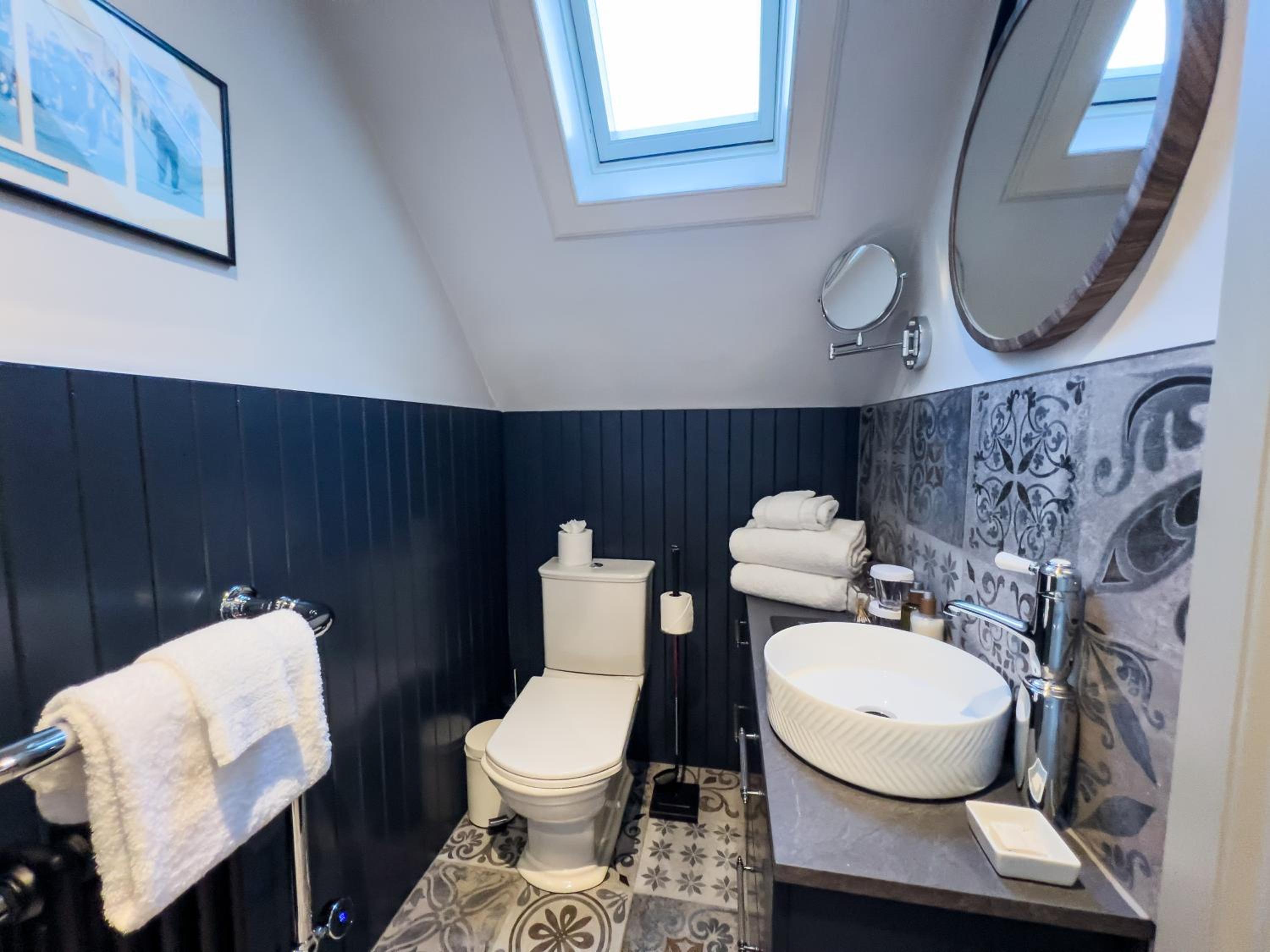 Superior King Room photo 3