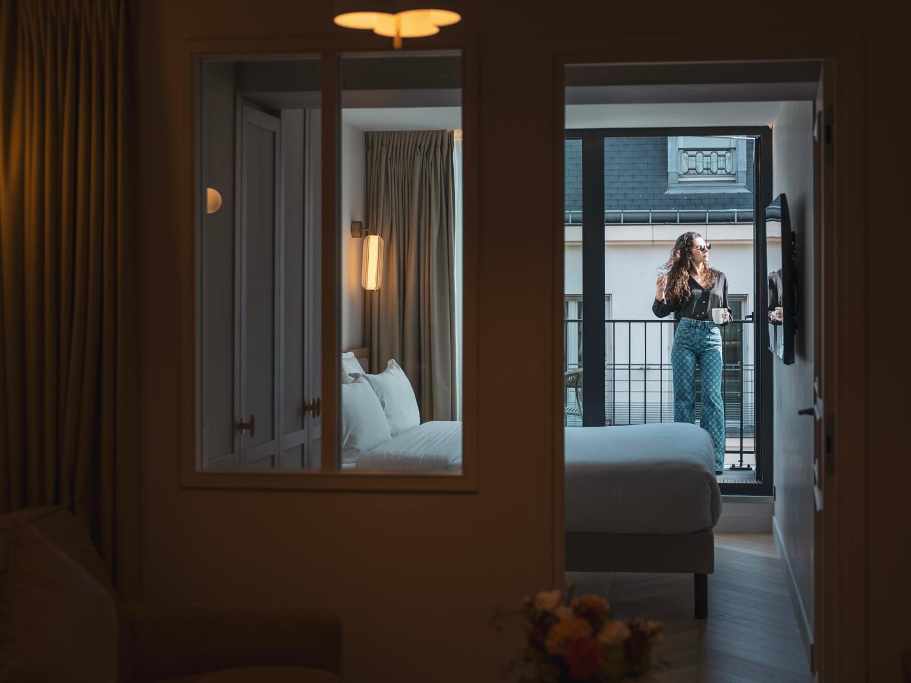 One-Bedroom Apartment with Balcony