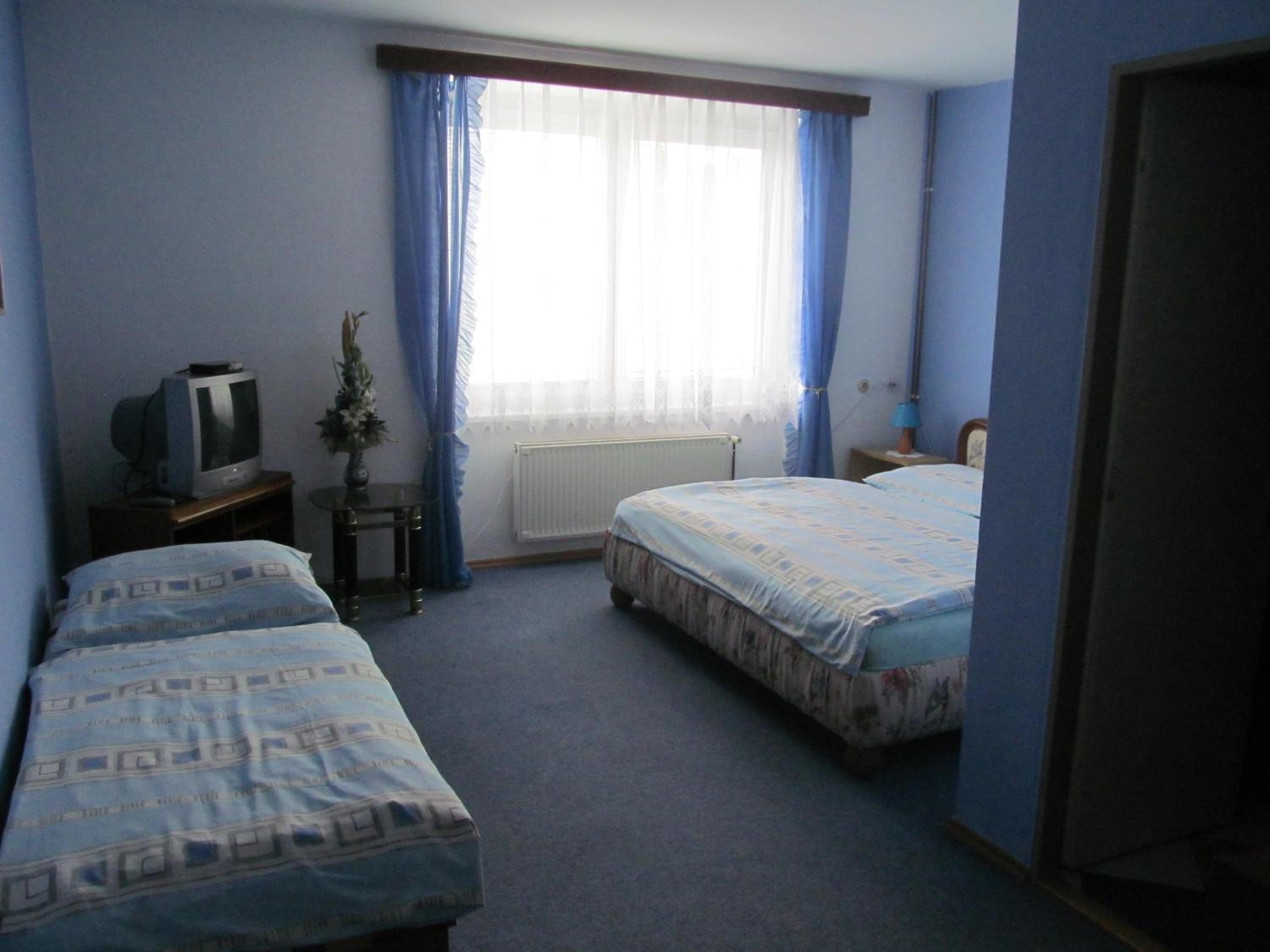 Classic Triple Room photo 1