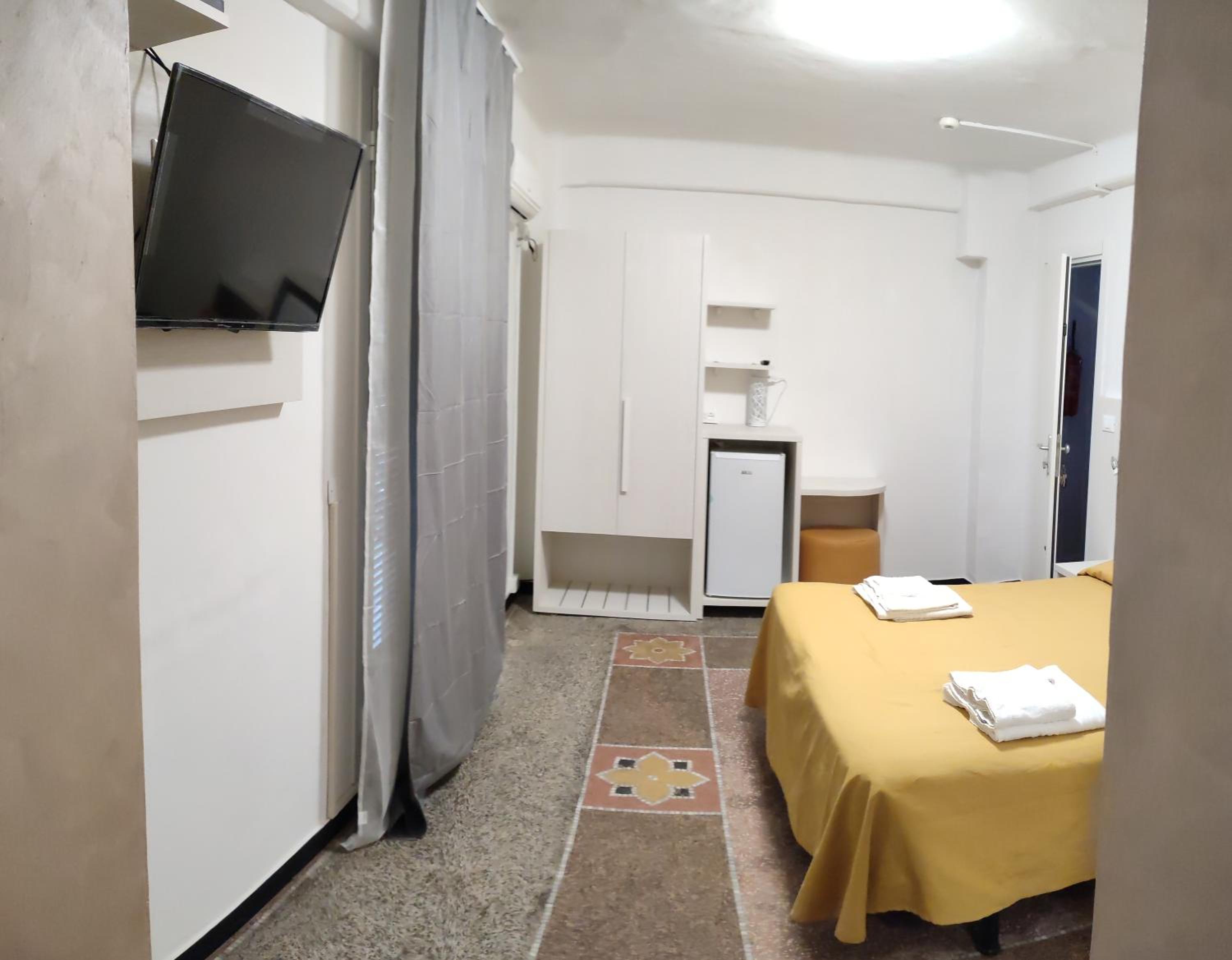Economy Quadruple Room photo 1