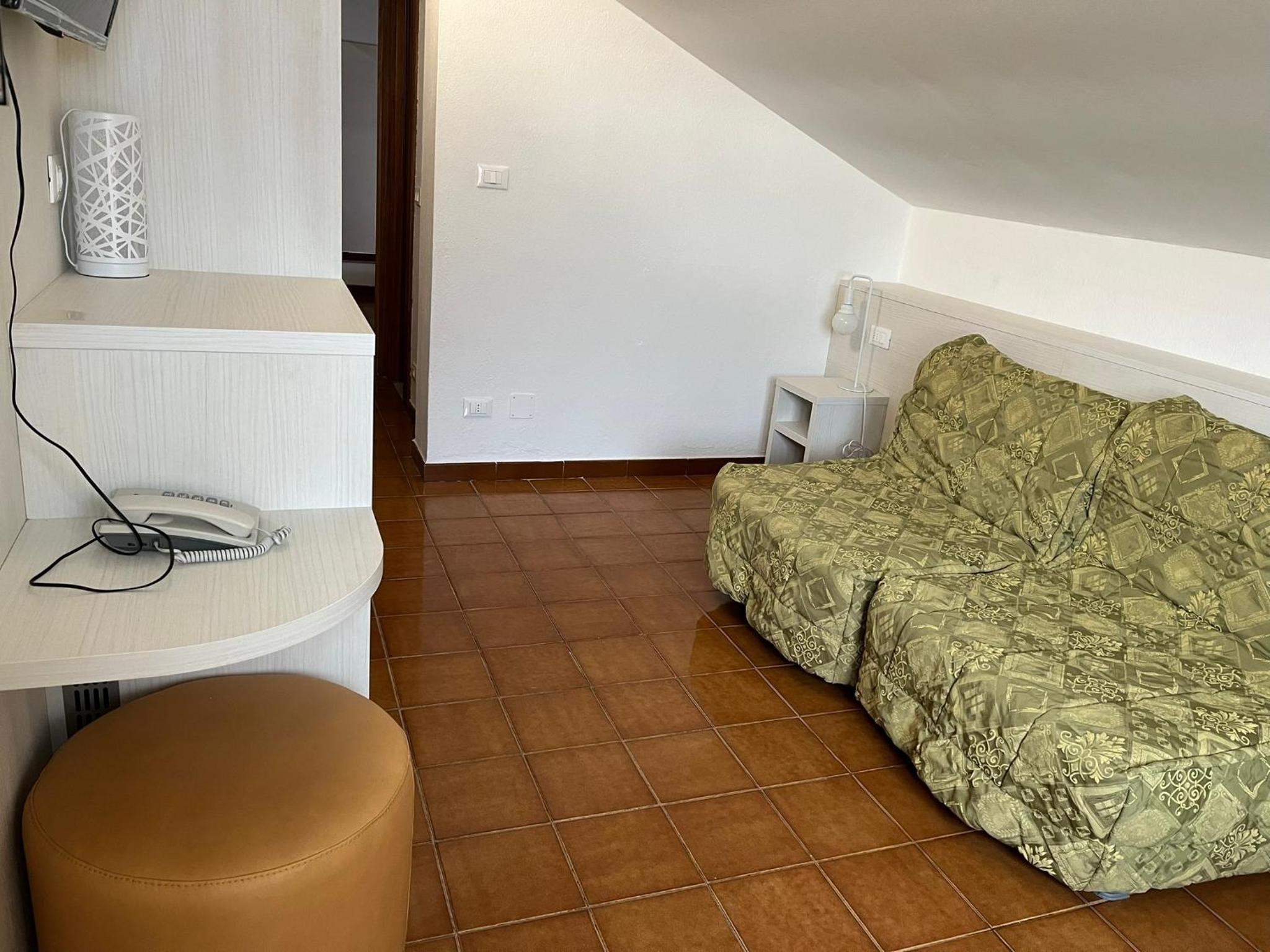 Quadruple Room with Terrace photo 3