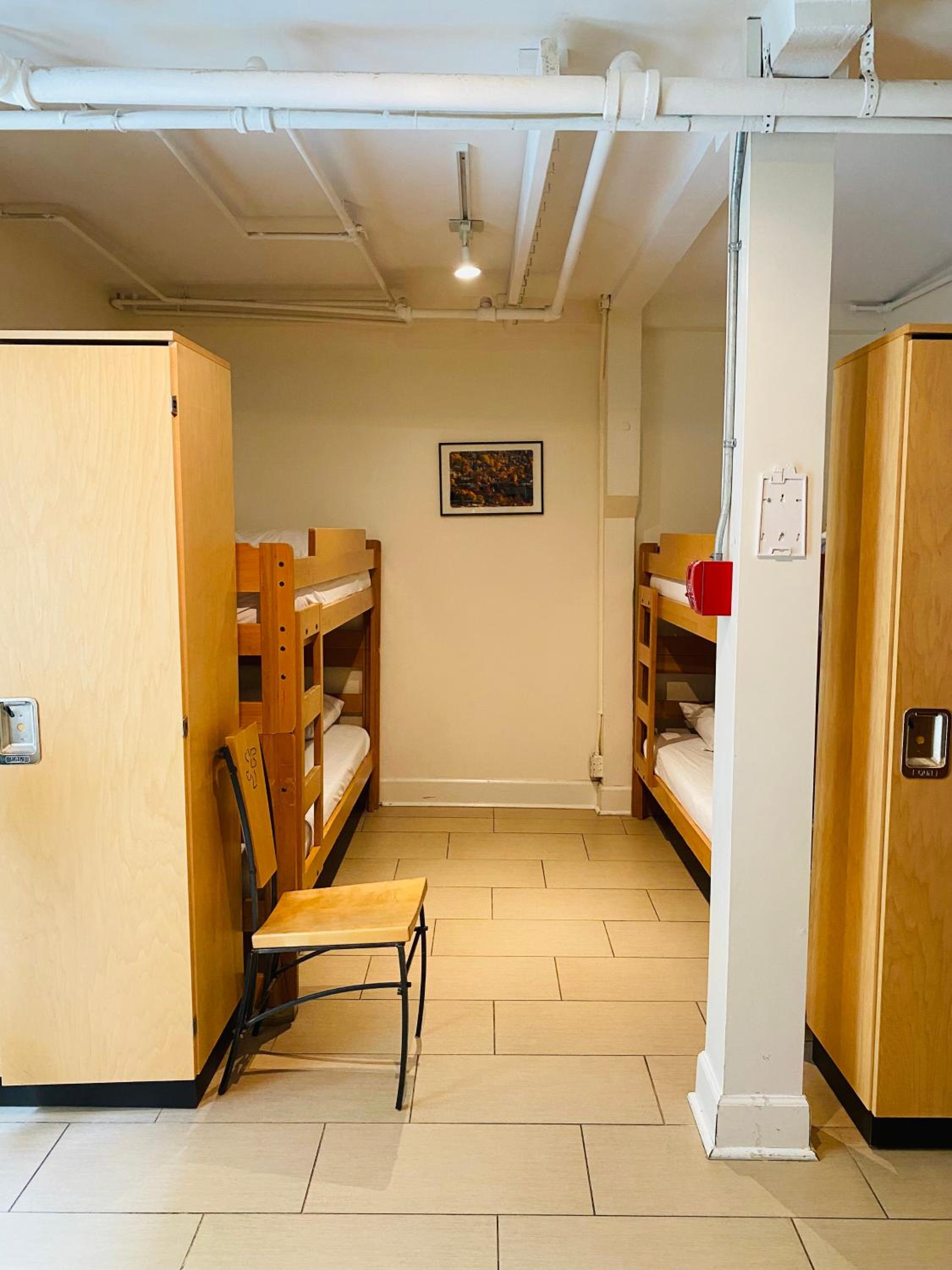 Single Bed in Mixed Dormitory Room photo 3