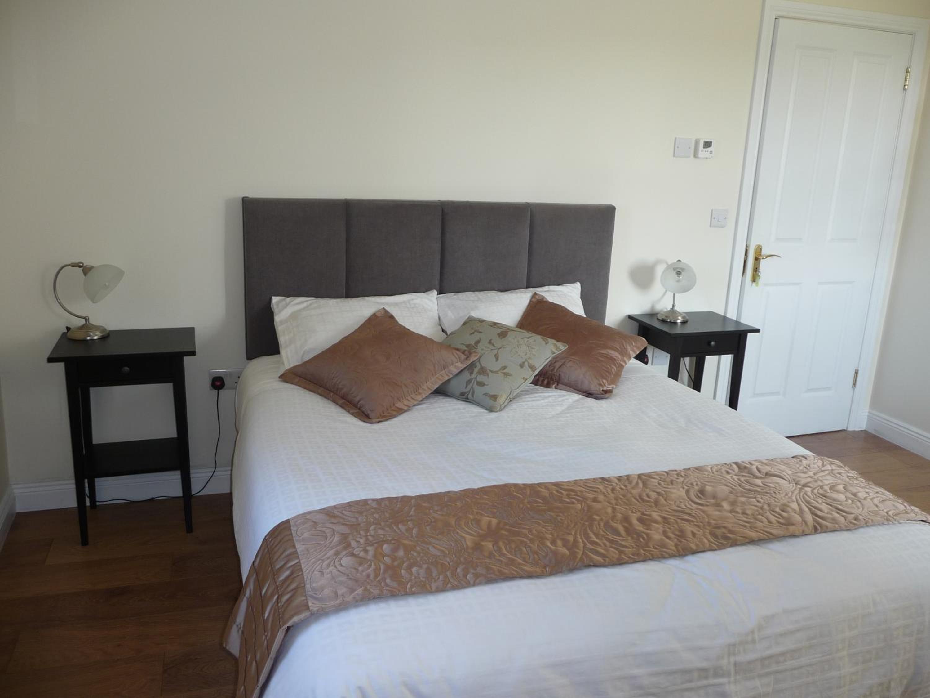 Double Room With Private Bathroom photo 1