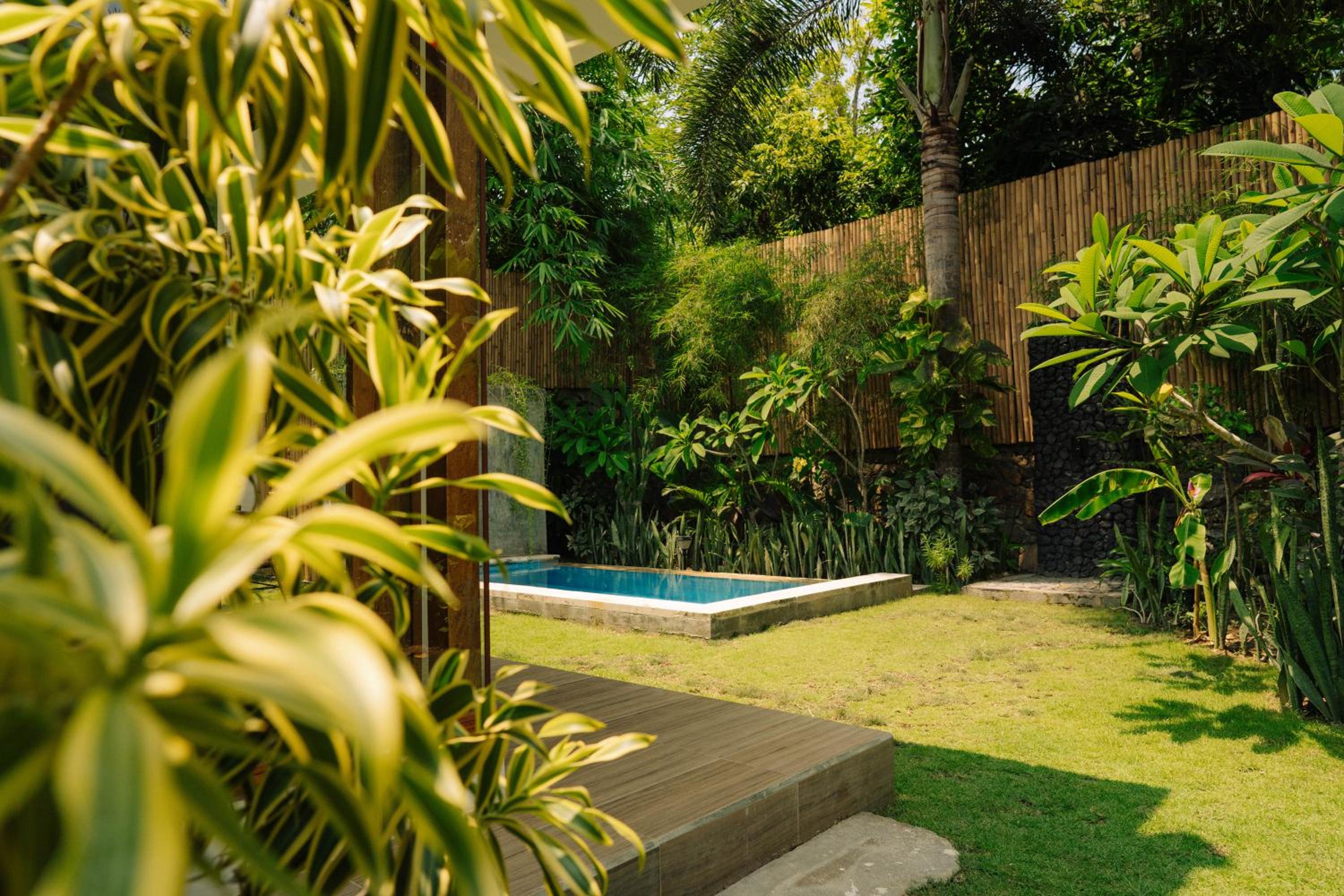 Two-Bedroom Villa - Photo 9