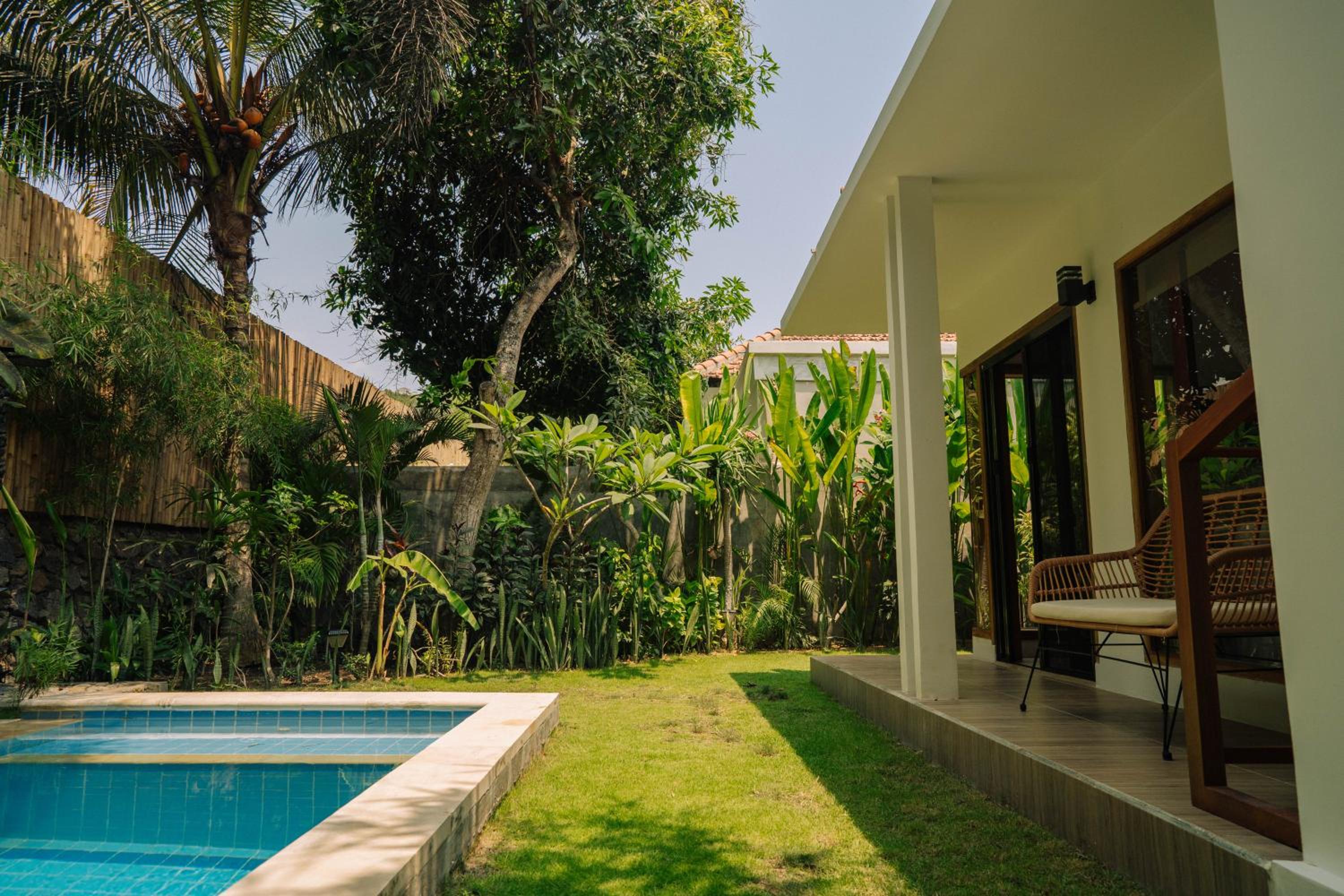 Two-Bedroom Villa - Photo 10
