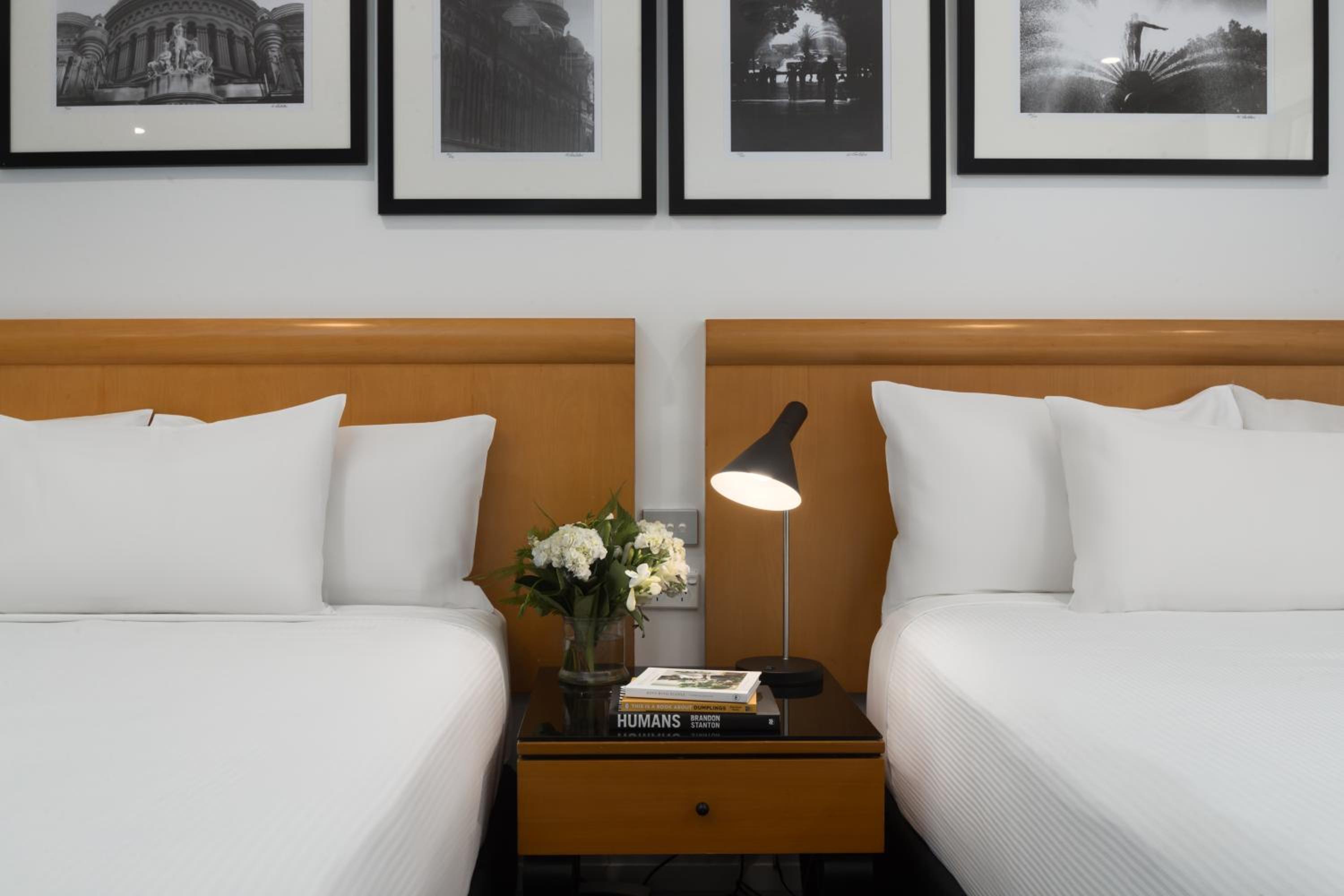 Deluxe Twin – check-in after 8:30PM only