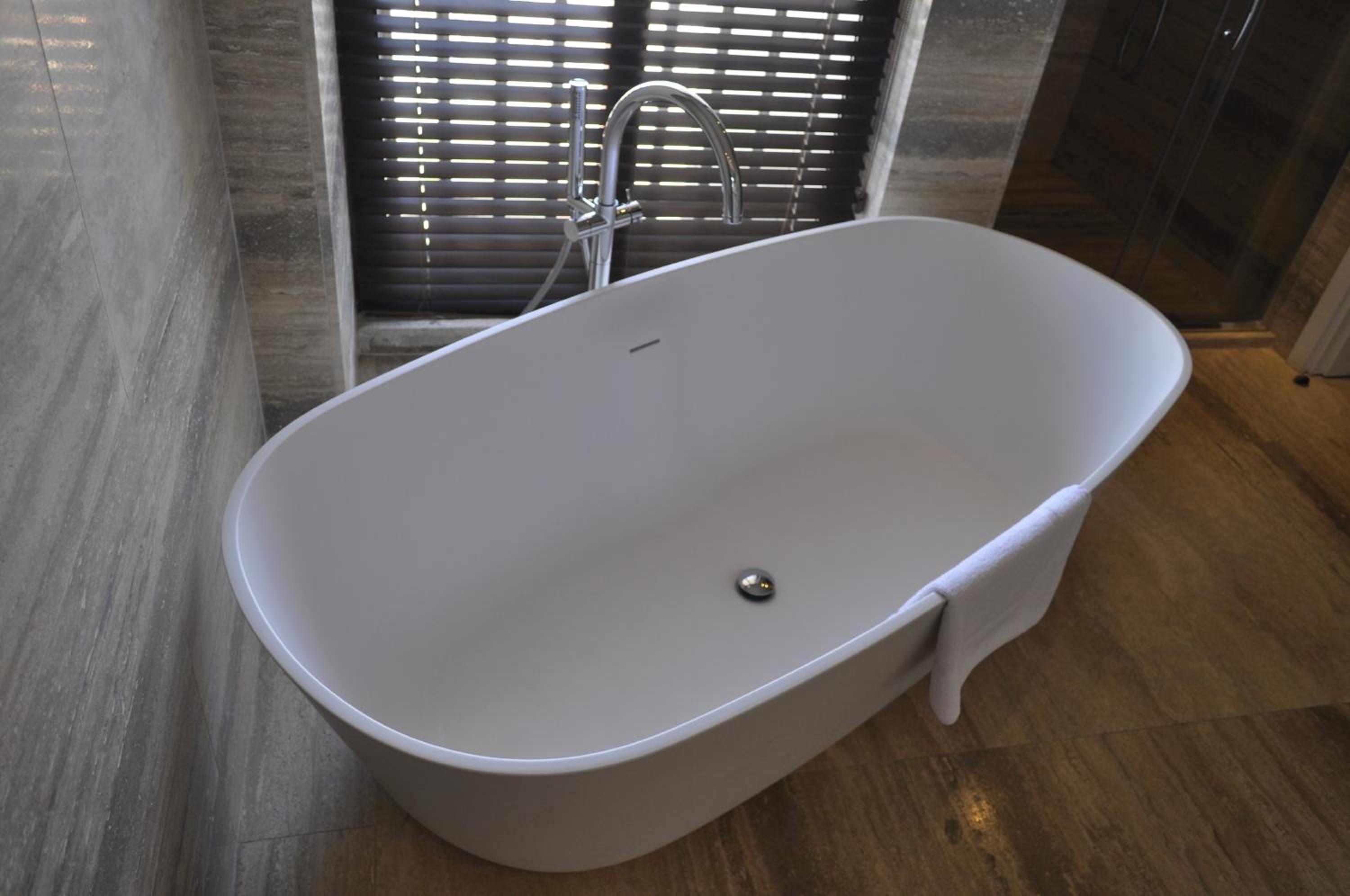 Grand Suite with Sea View - Photo 10